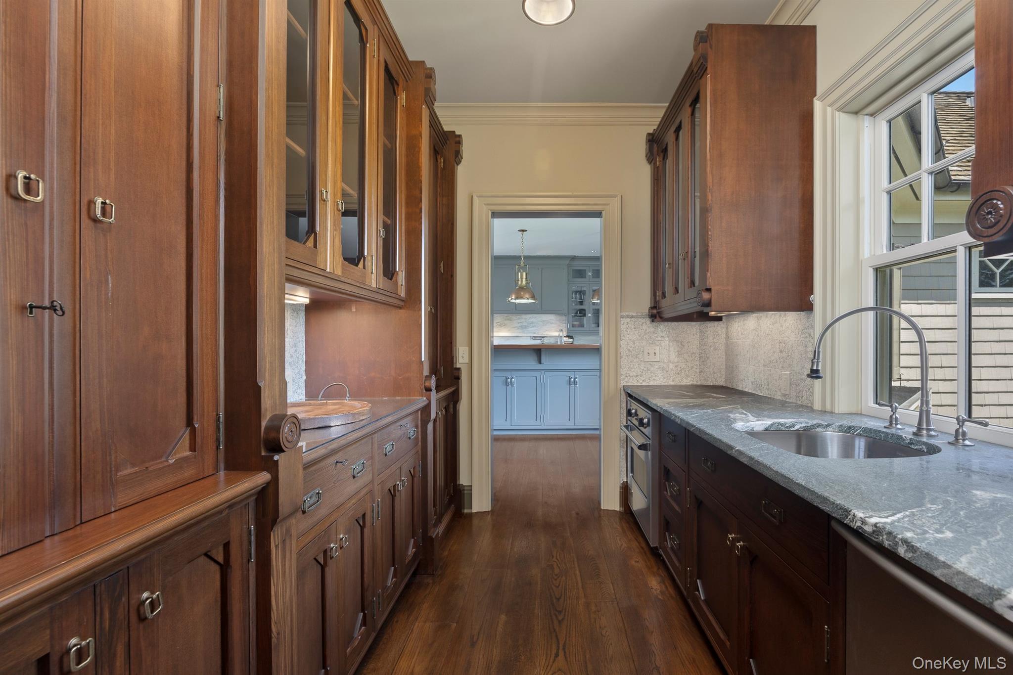 364 Hardscrabble Road Property Photo 14
