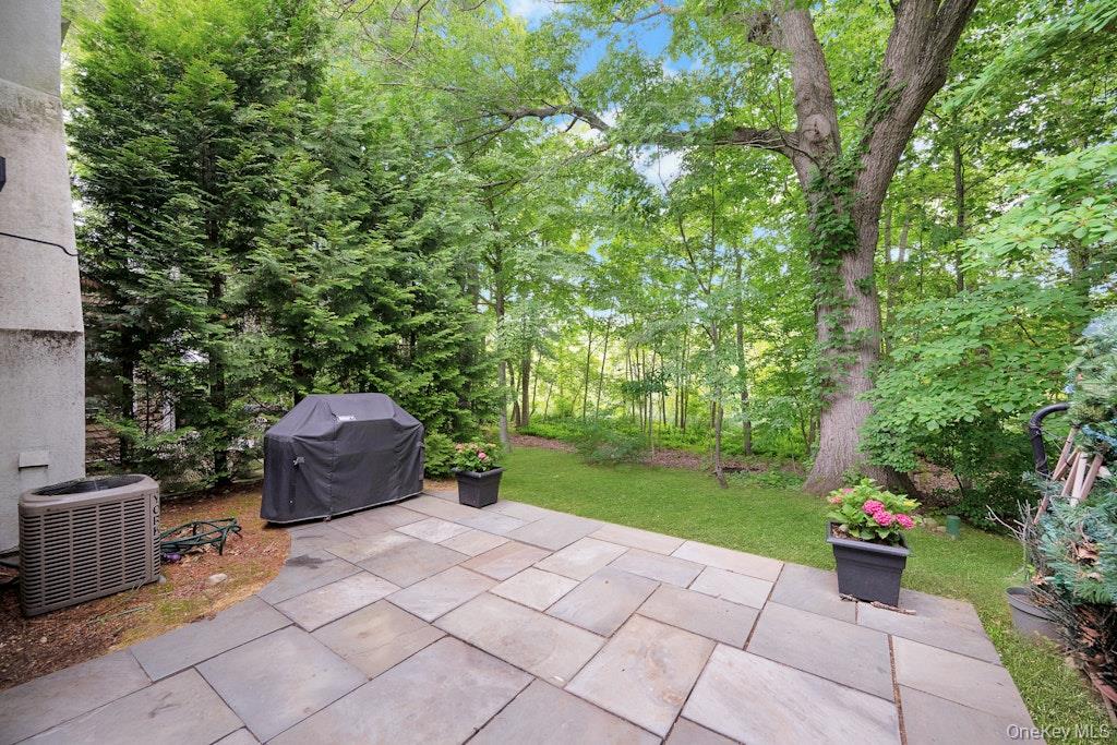 20 Waters Edge Property Photo 9