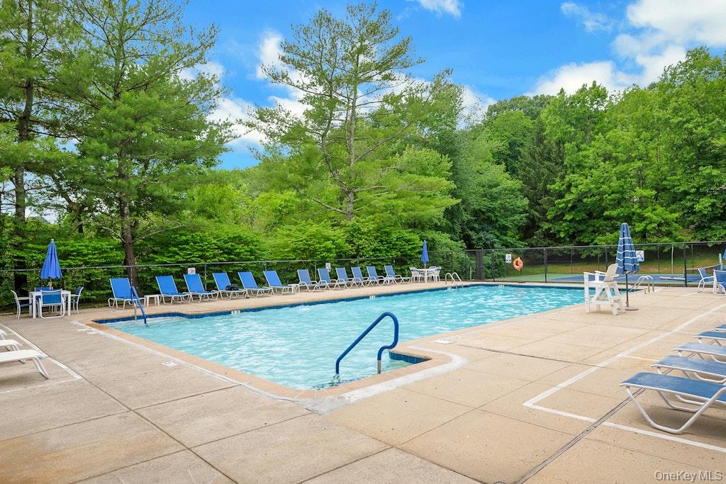 20 Waters Edge Property Photo 24