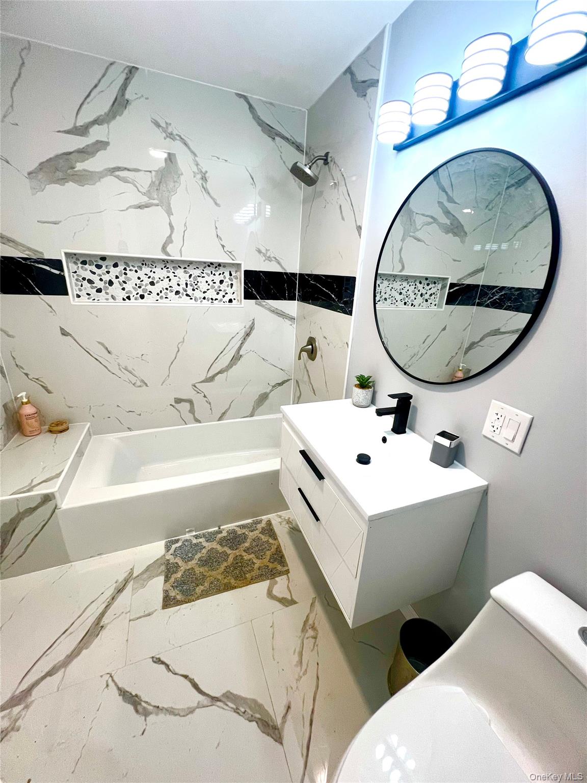 37 California Drive Property Photo 11