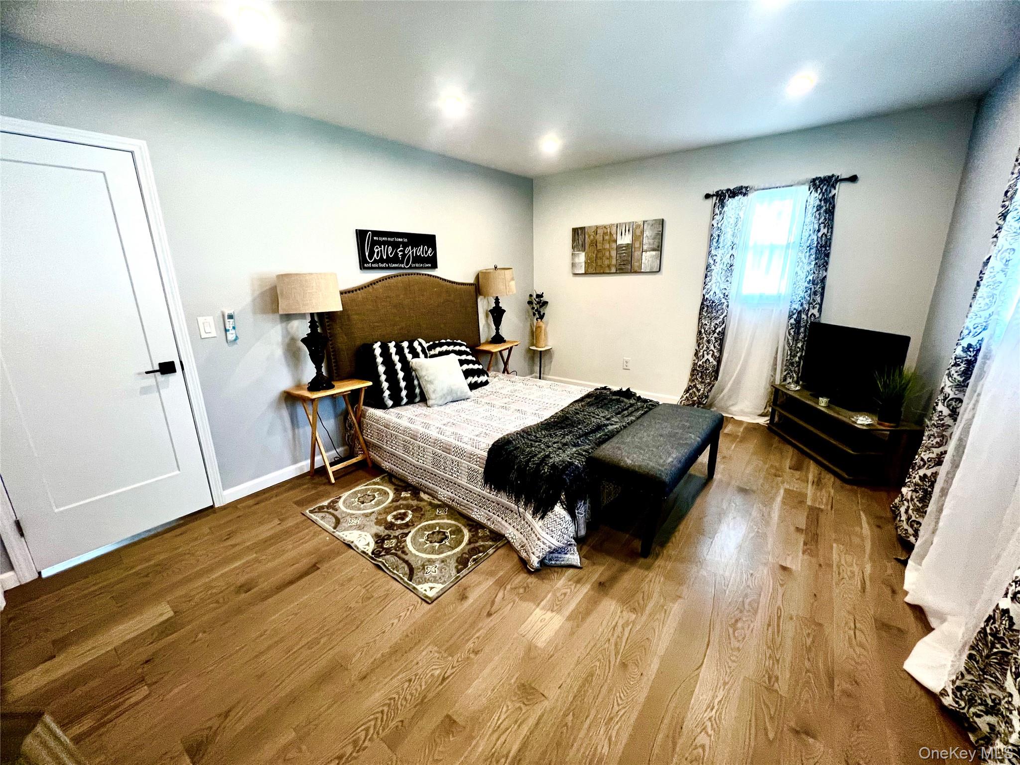 37 California Drive Property Photo 13