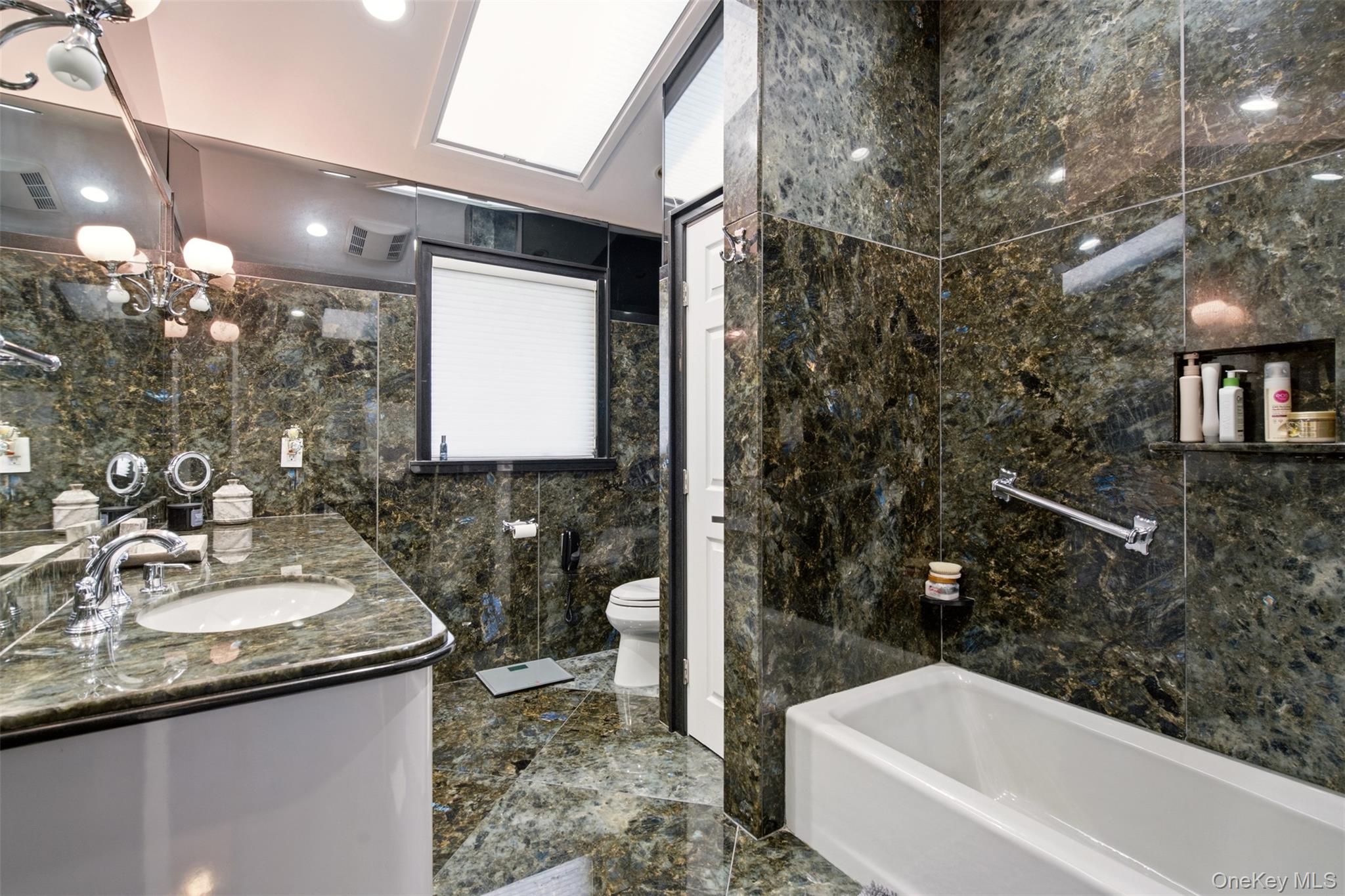 75 Shoreham Drive Property Photo 29