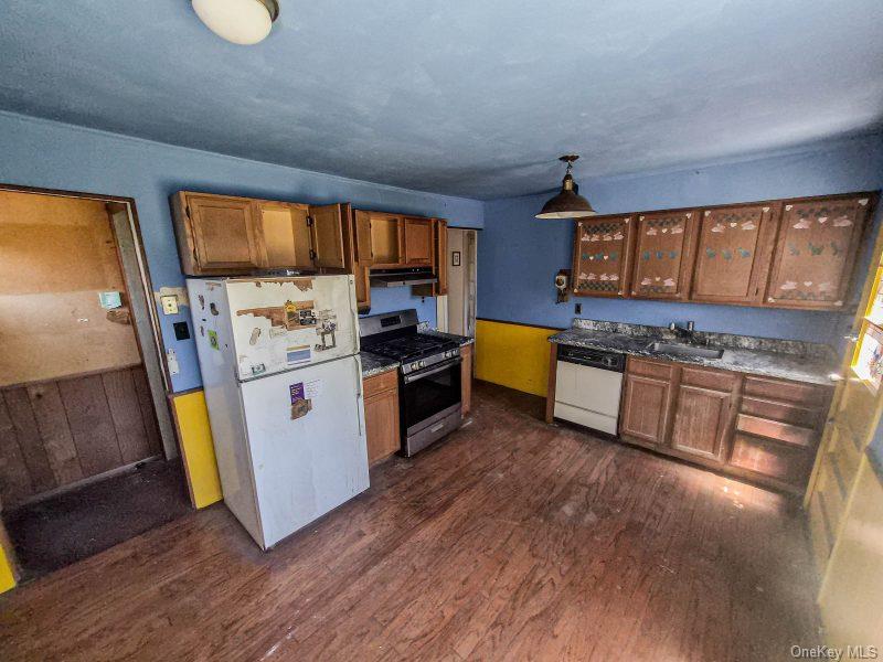 9 Robert Street Property Photo 4