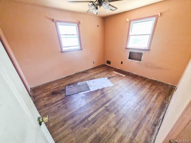 9 Robert Street Property Photo 7