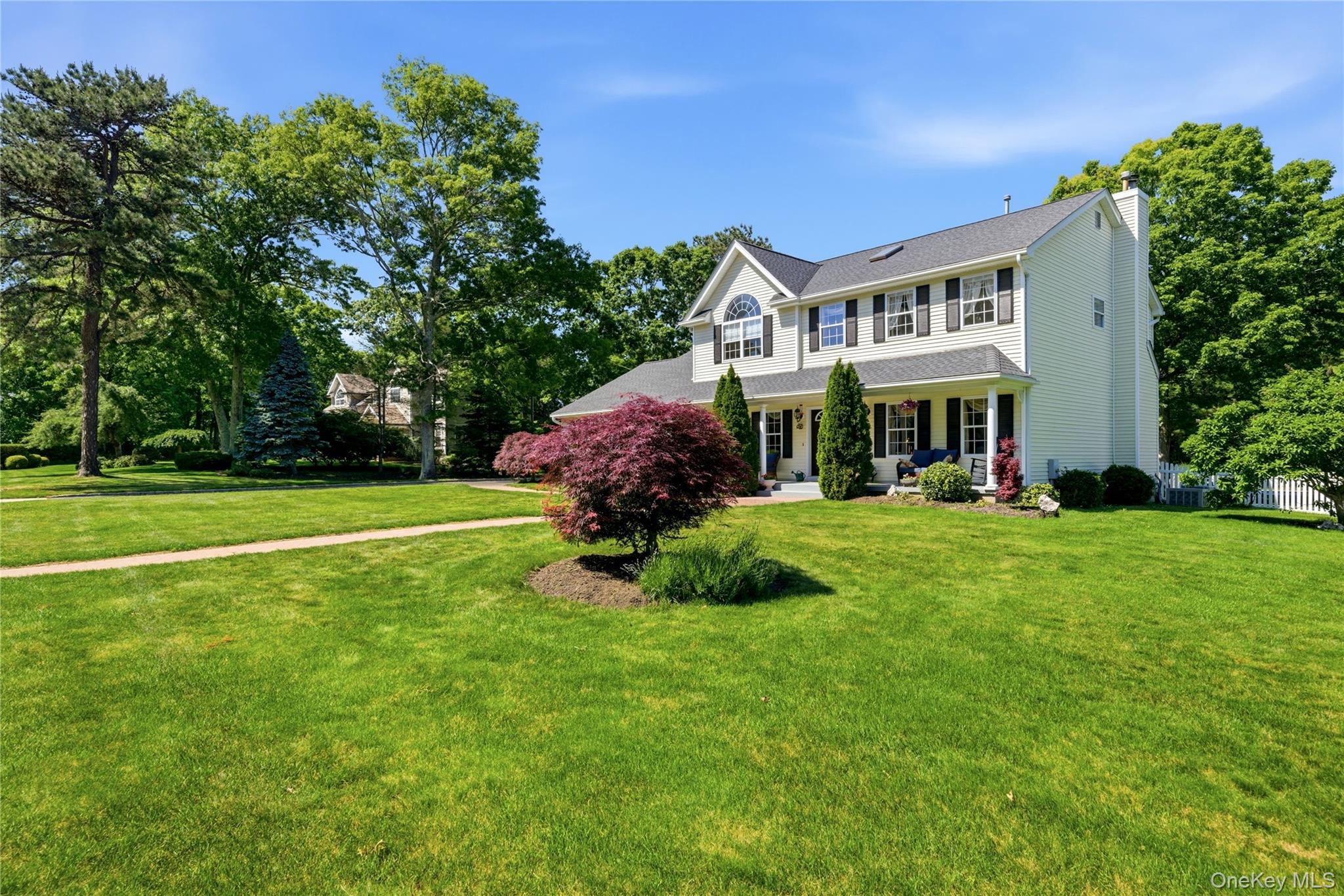 9 Ridgefield Drive Property Photo 3