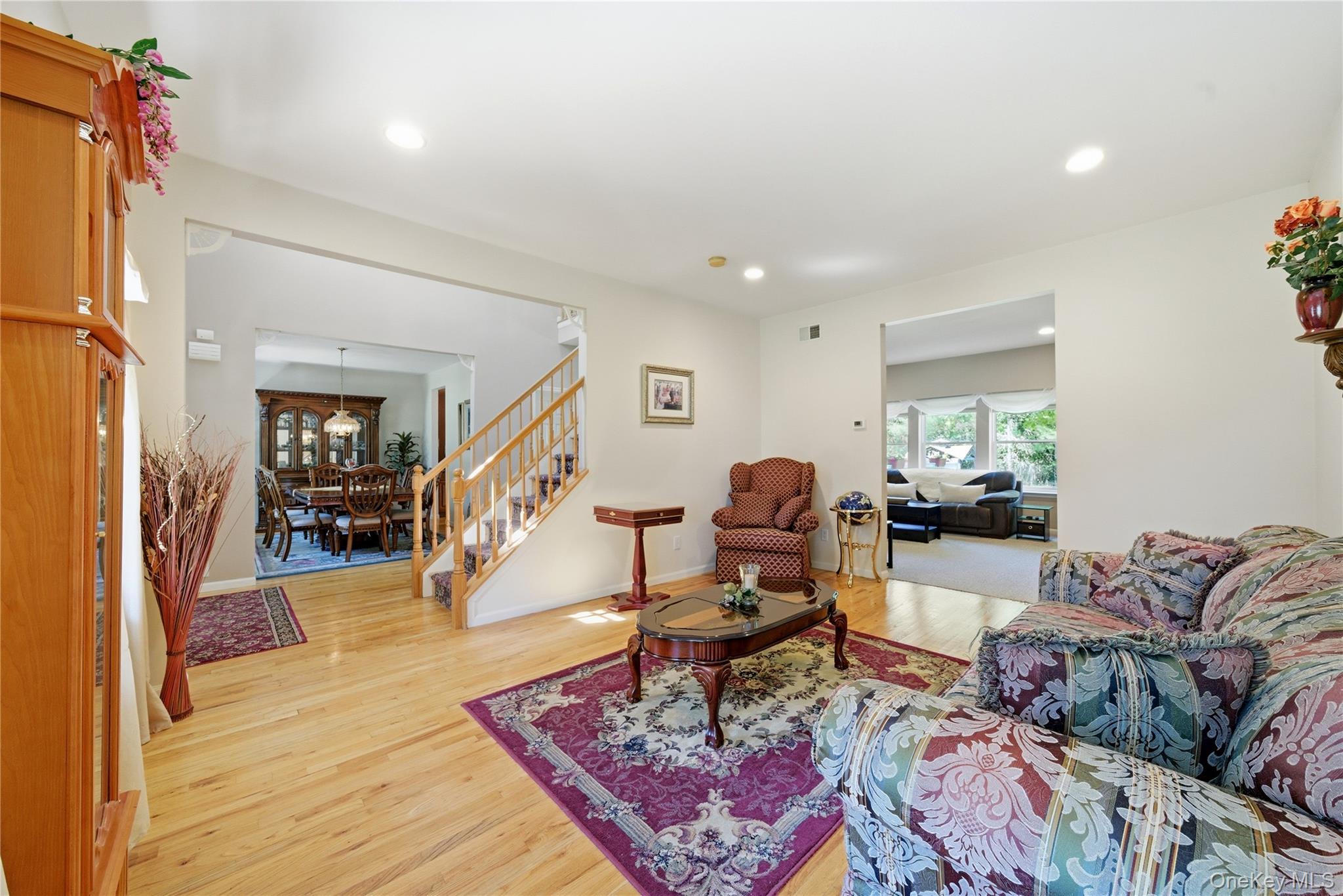9 Ridgefield Drive Property Photo 6