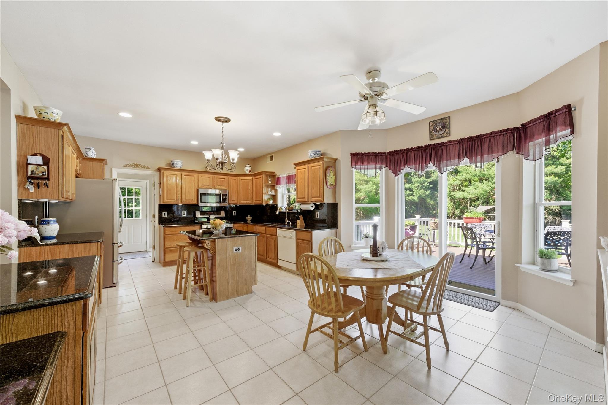 9 Ridgefield Drive Property Photo 14