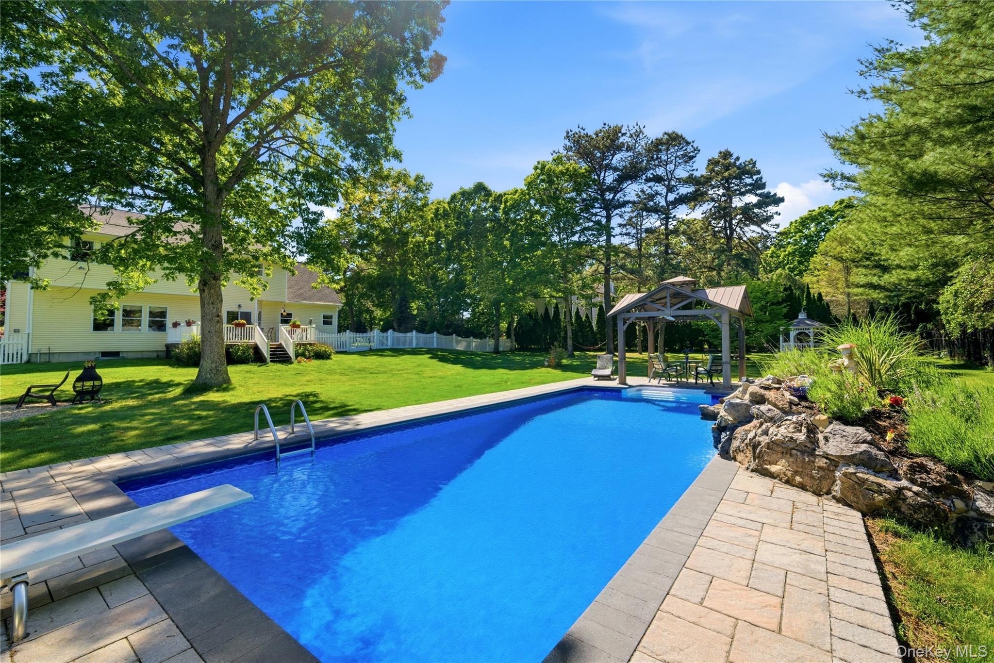 9 Ridgefield Drive Property Photo 42