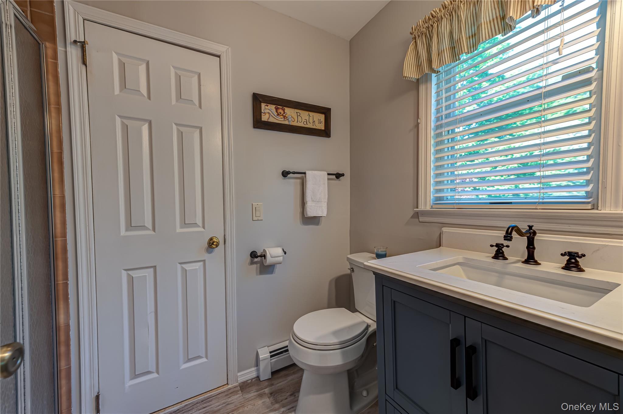 130 N Country Road Property Photo 18