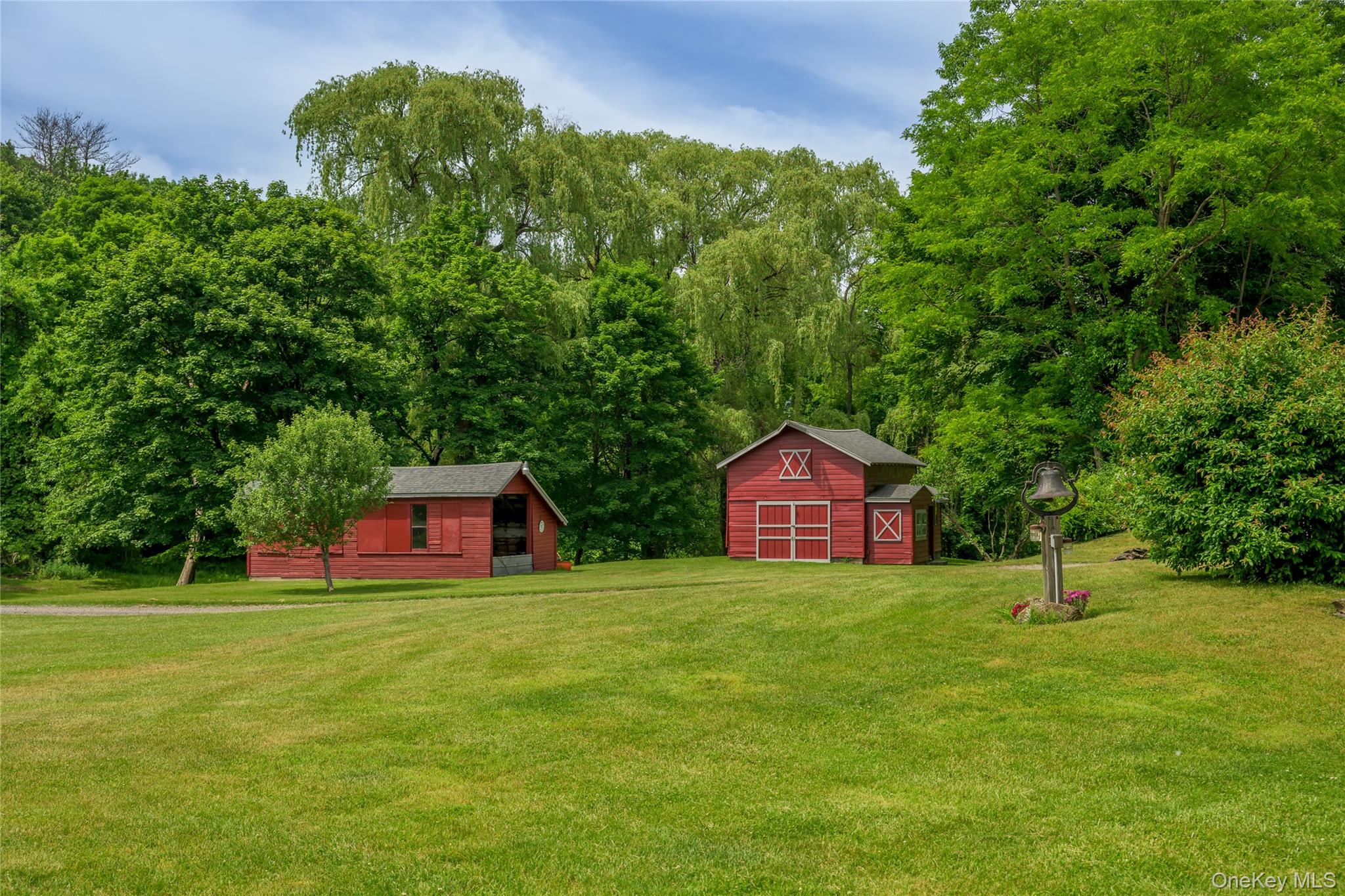 1530 River Road Property Photo 4
