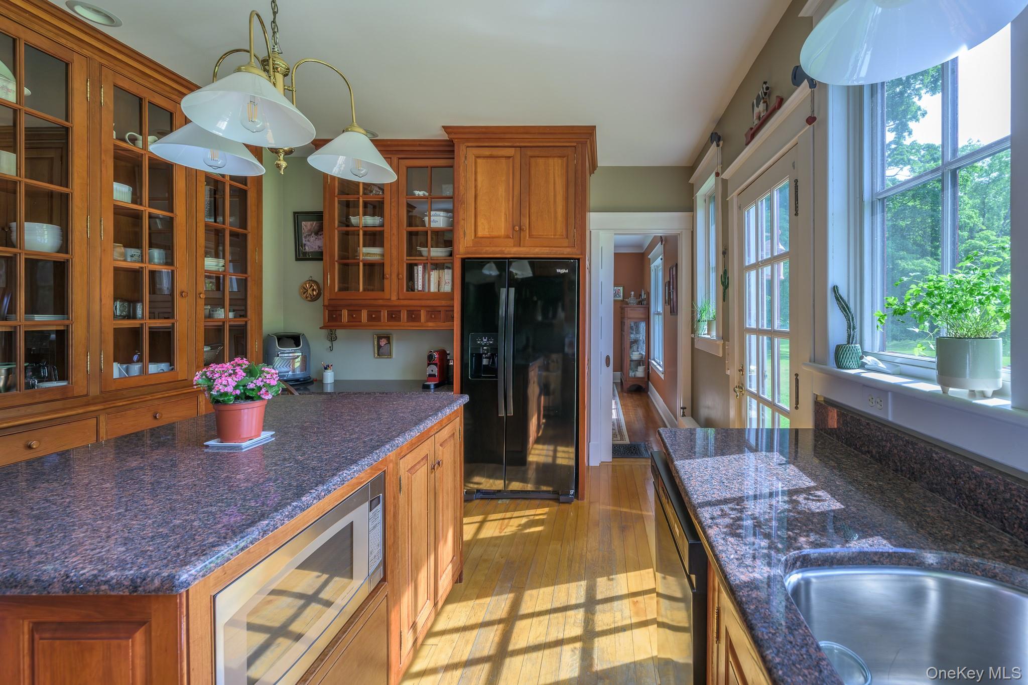 1530 River Road Property Photo 17