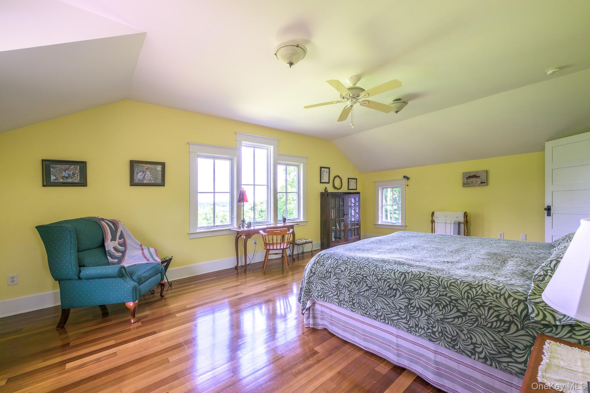 1530 River Road Property Photo 22