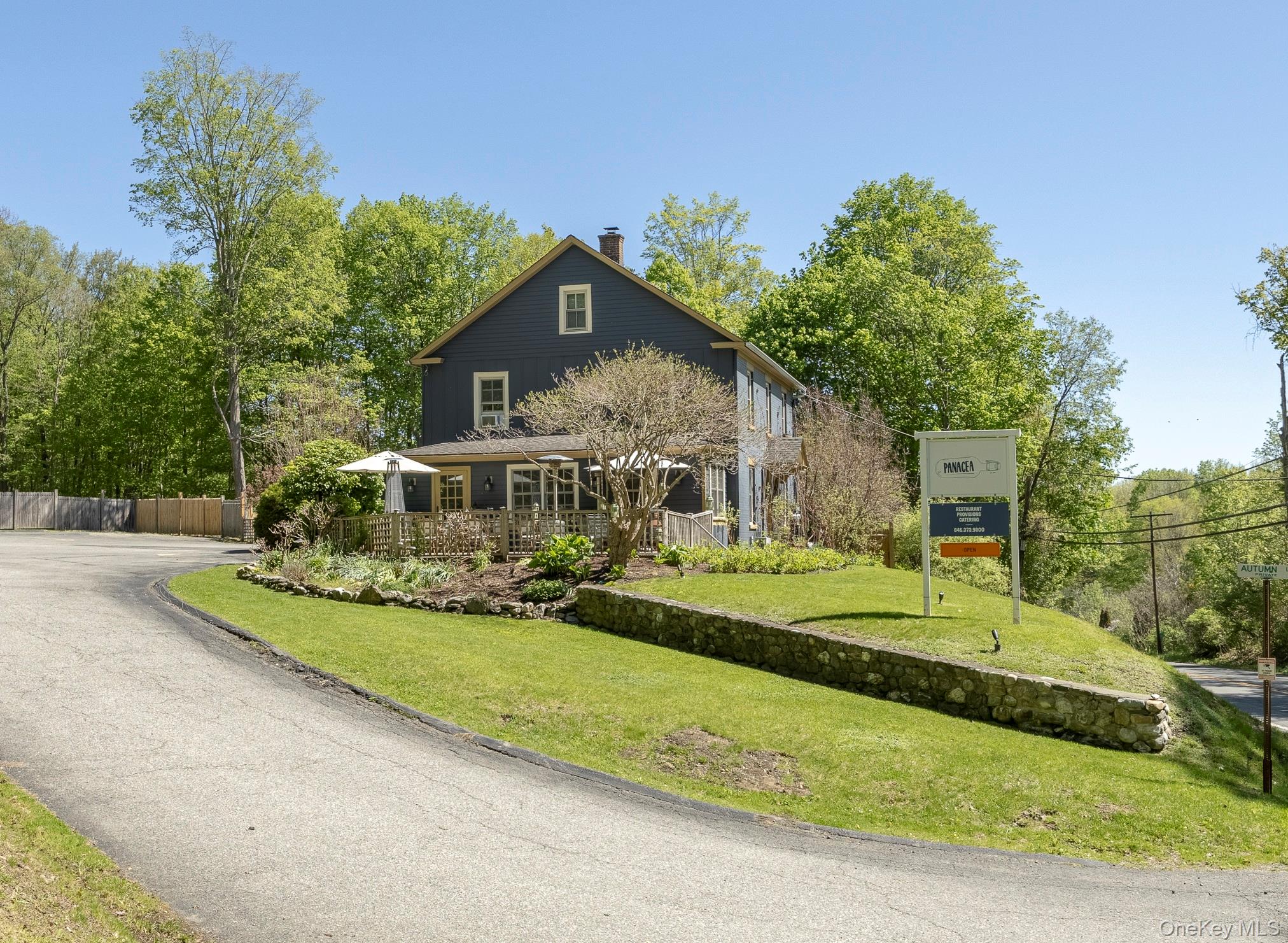 6 Autumn Lane Property Photo 24
