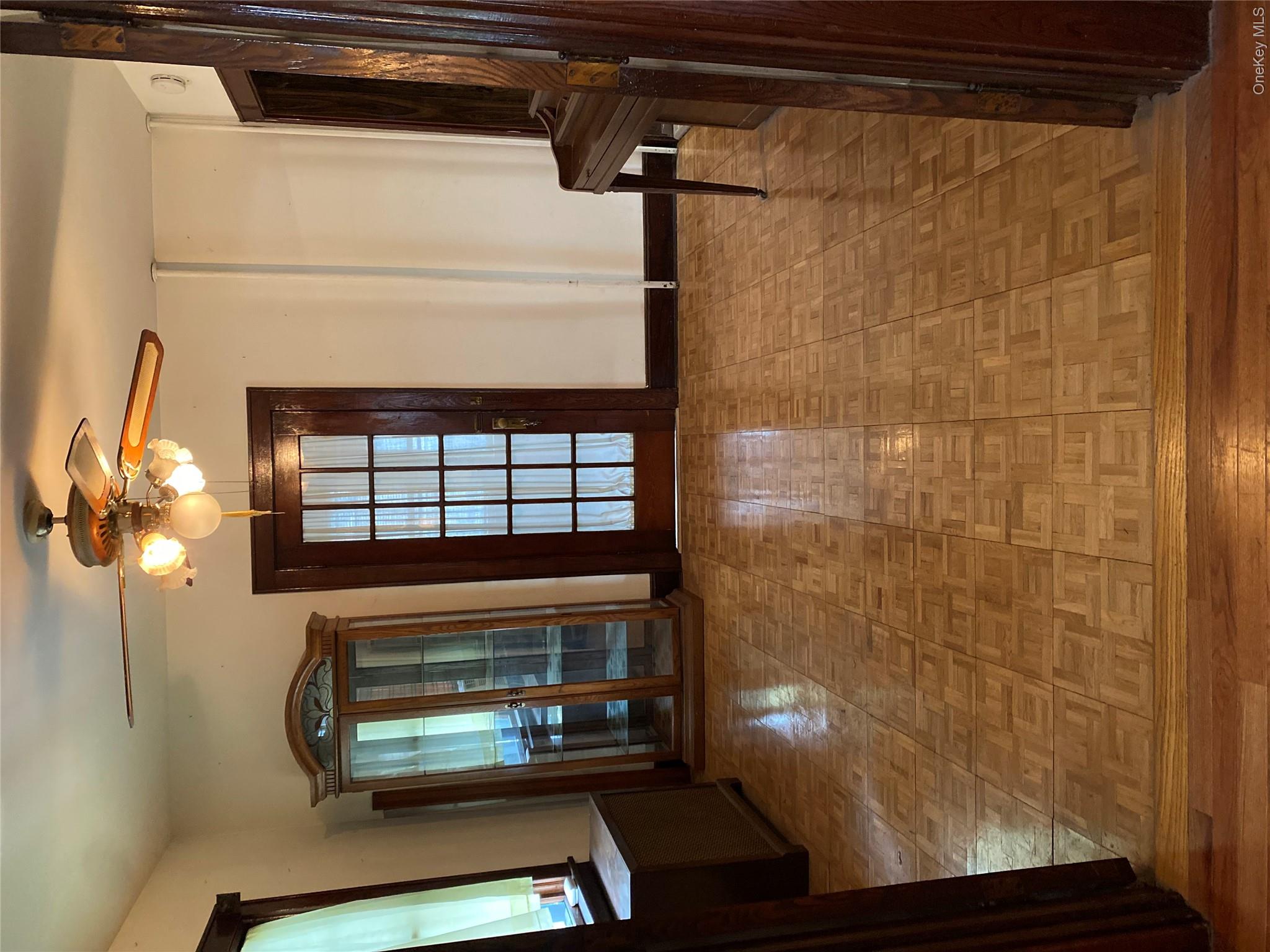 78 E Lincoln Avenue Property Photo 7