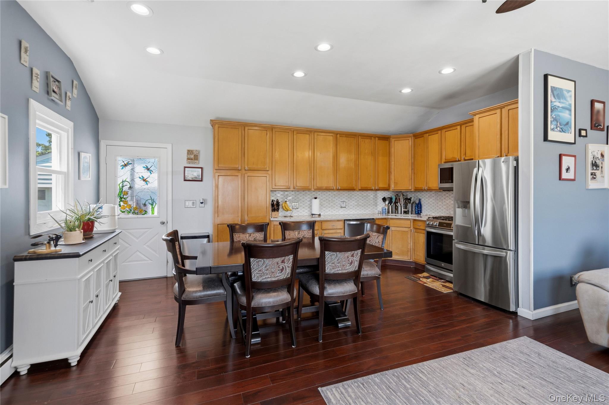 1084 Hyman Avenue Property Photo 11