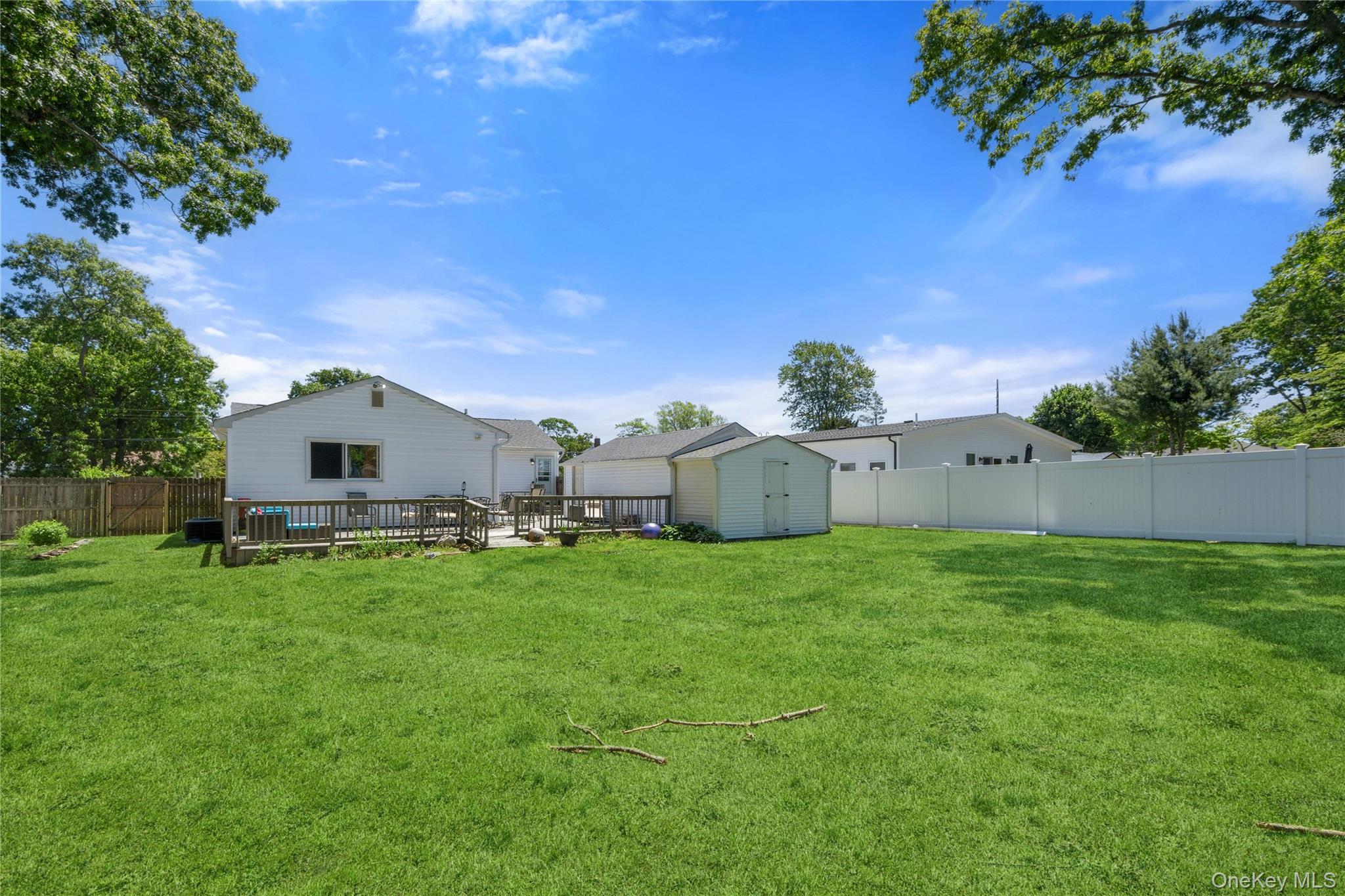 1084 Hyman Avenue Property Photo 33
