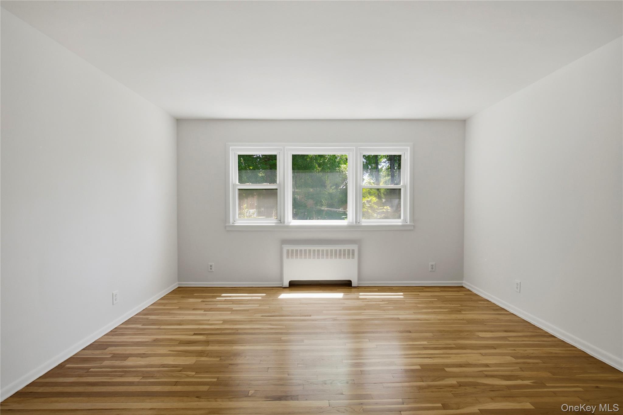 140 N Broadway O-2 Property Photo 12