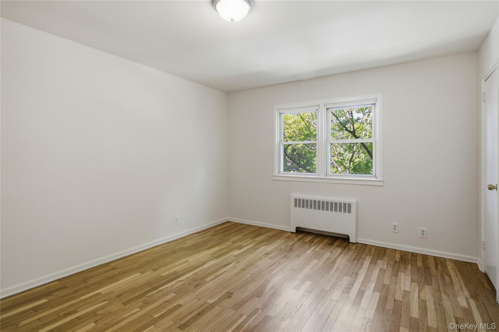 140 N Broadway O-2 Property Photo 14