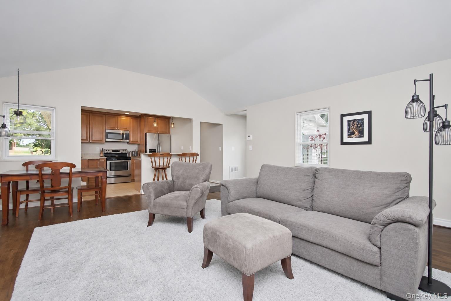7 Tudor Place Property Photo 3