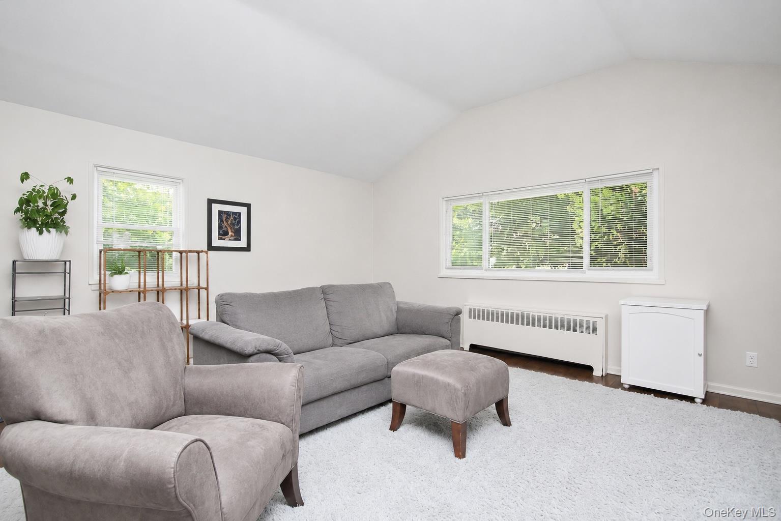 7 Tudor Place Property Photo 4