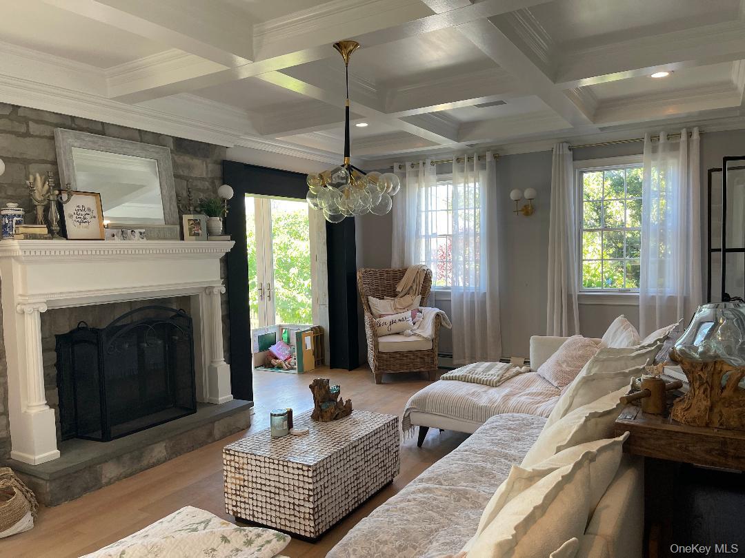 88 Dutchess Boulevard Property Photo 11