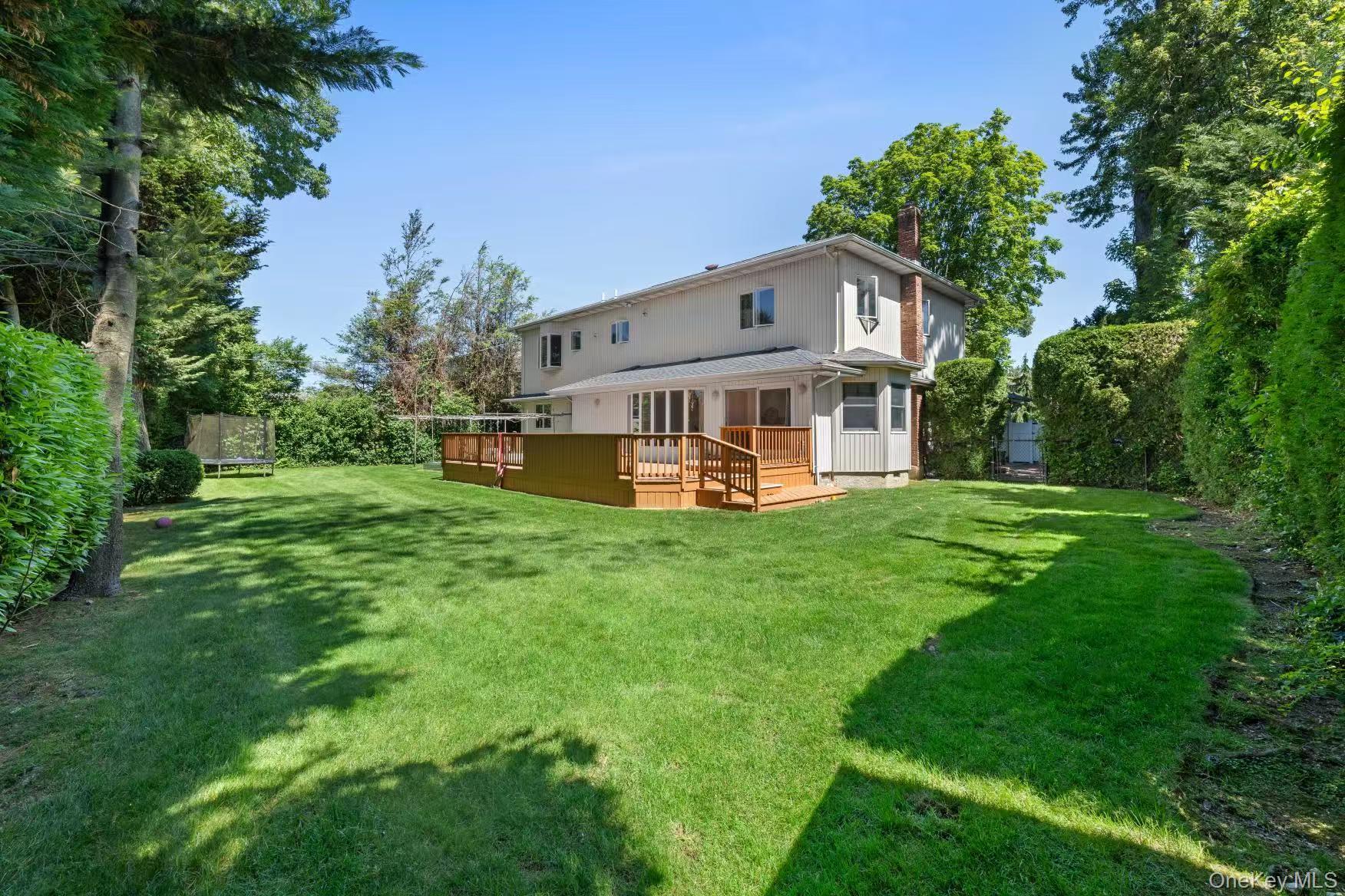 24 Holly Lane Property Photo 17
