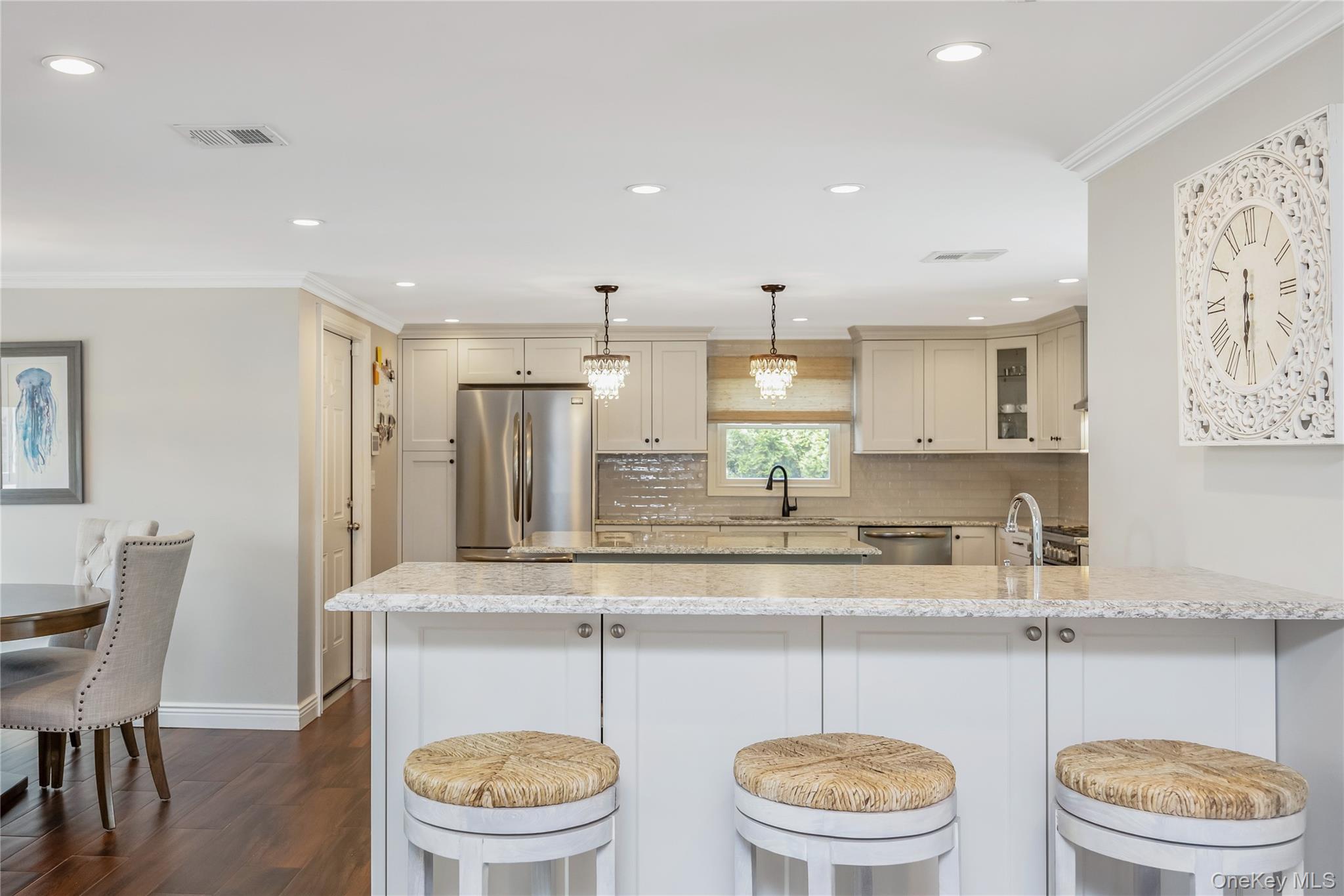 17 Lewis Circle Property Photo 12
