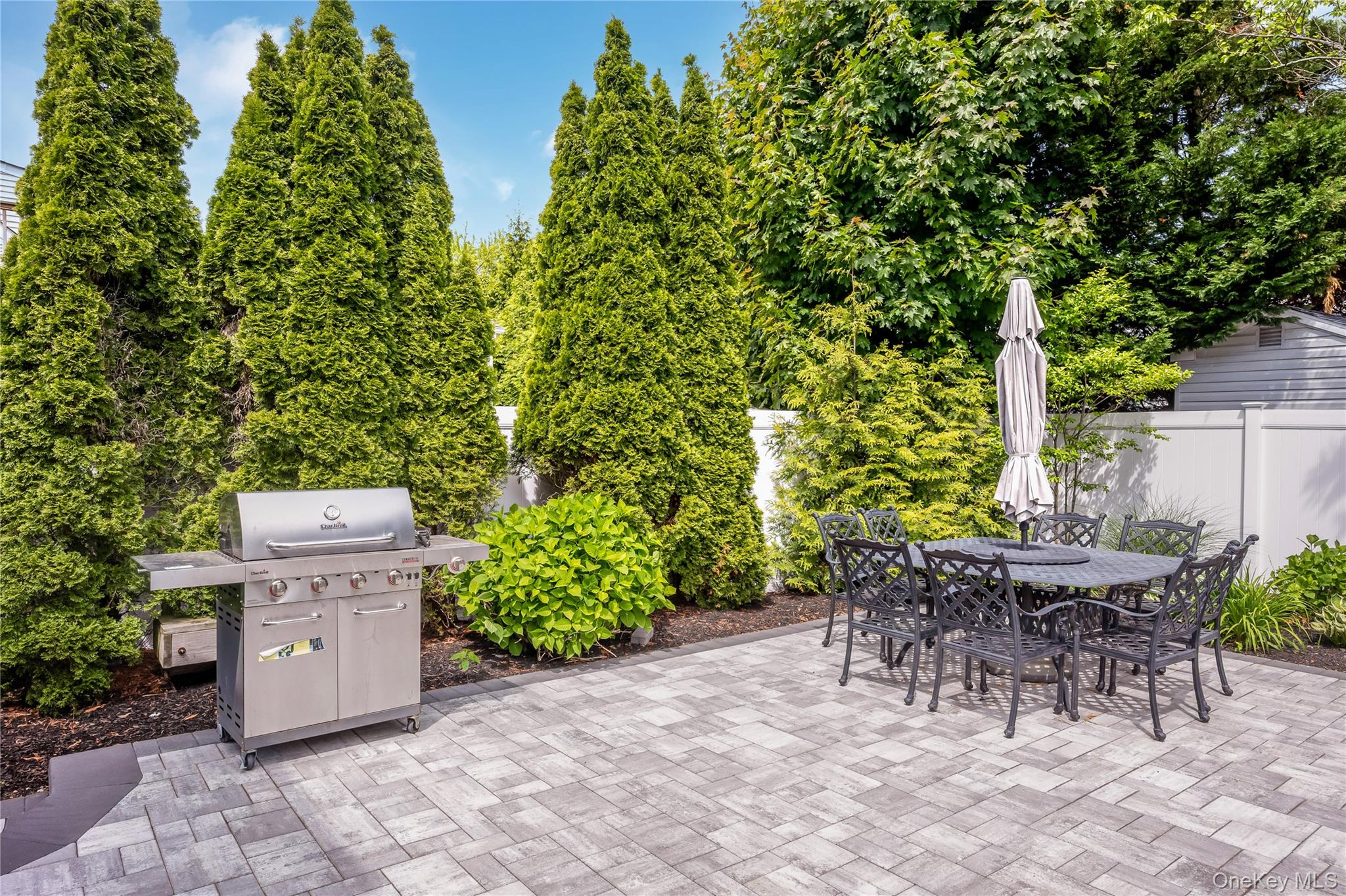 17 Lewis Circle Property Photo 23