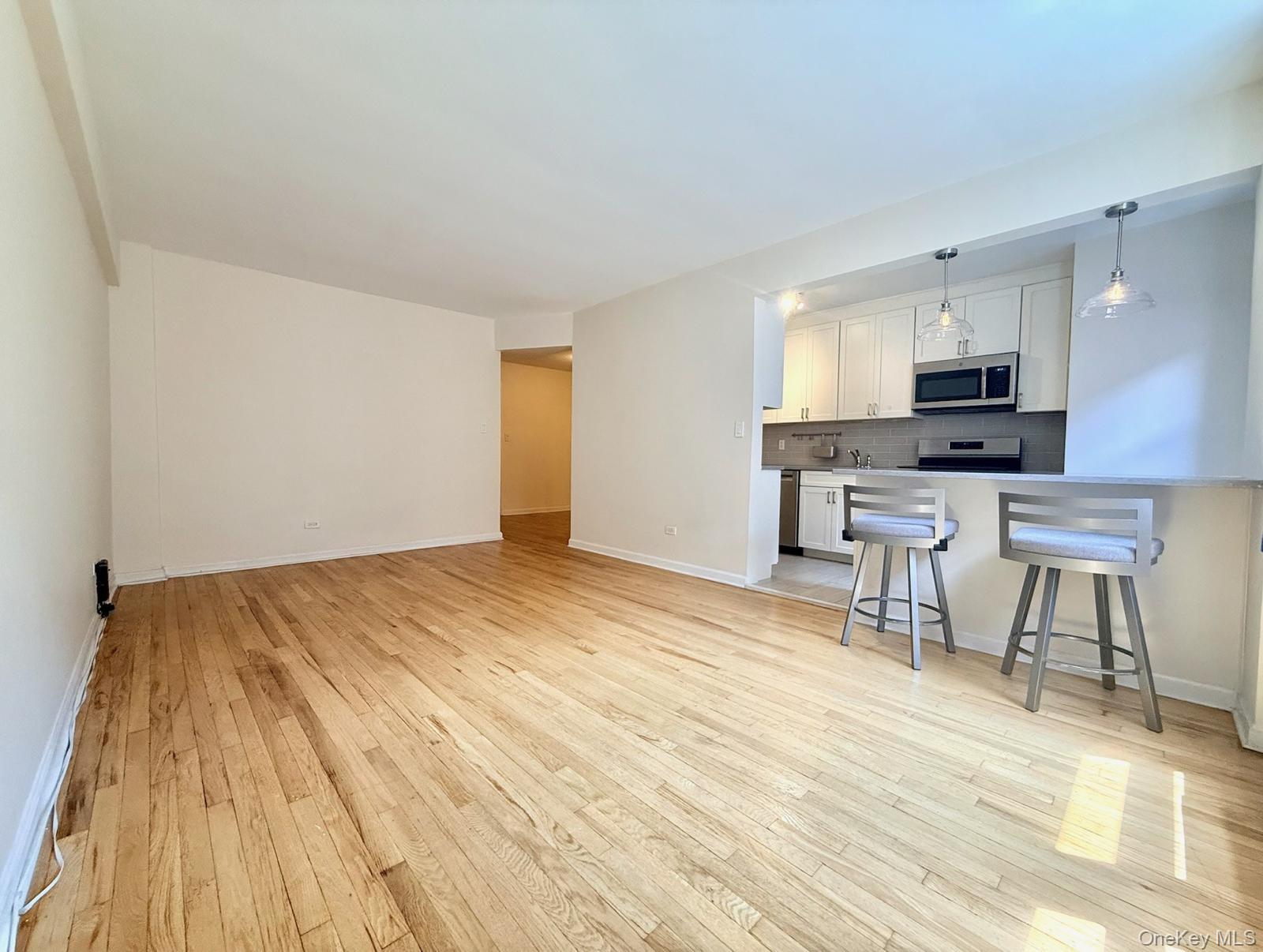 35-50 75th Street 3c Property Photo 9
