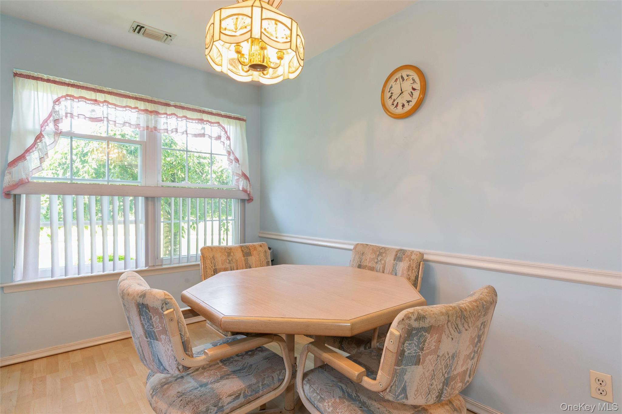 114 Theodore Drive Property Photo 3