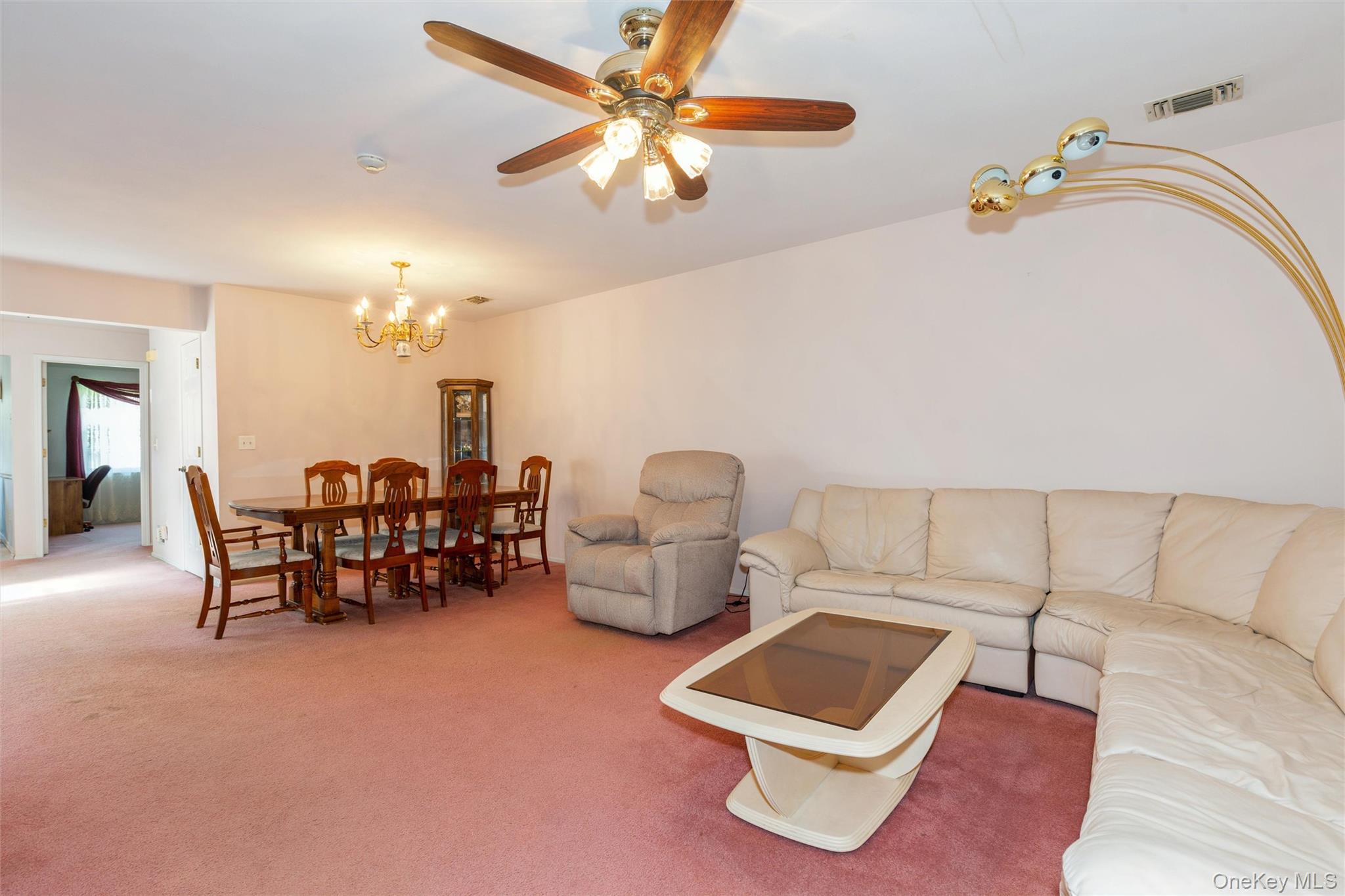 114 Theodore Drive Property Photo 7