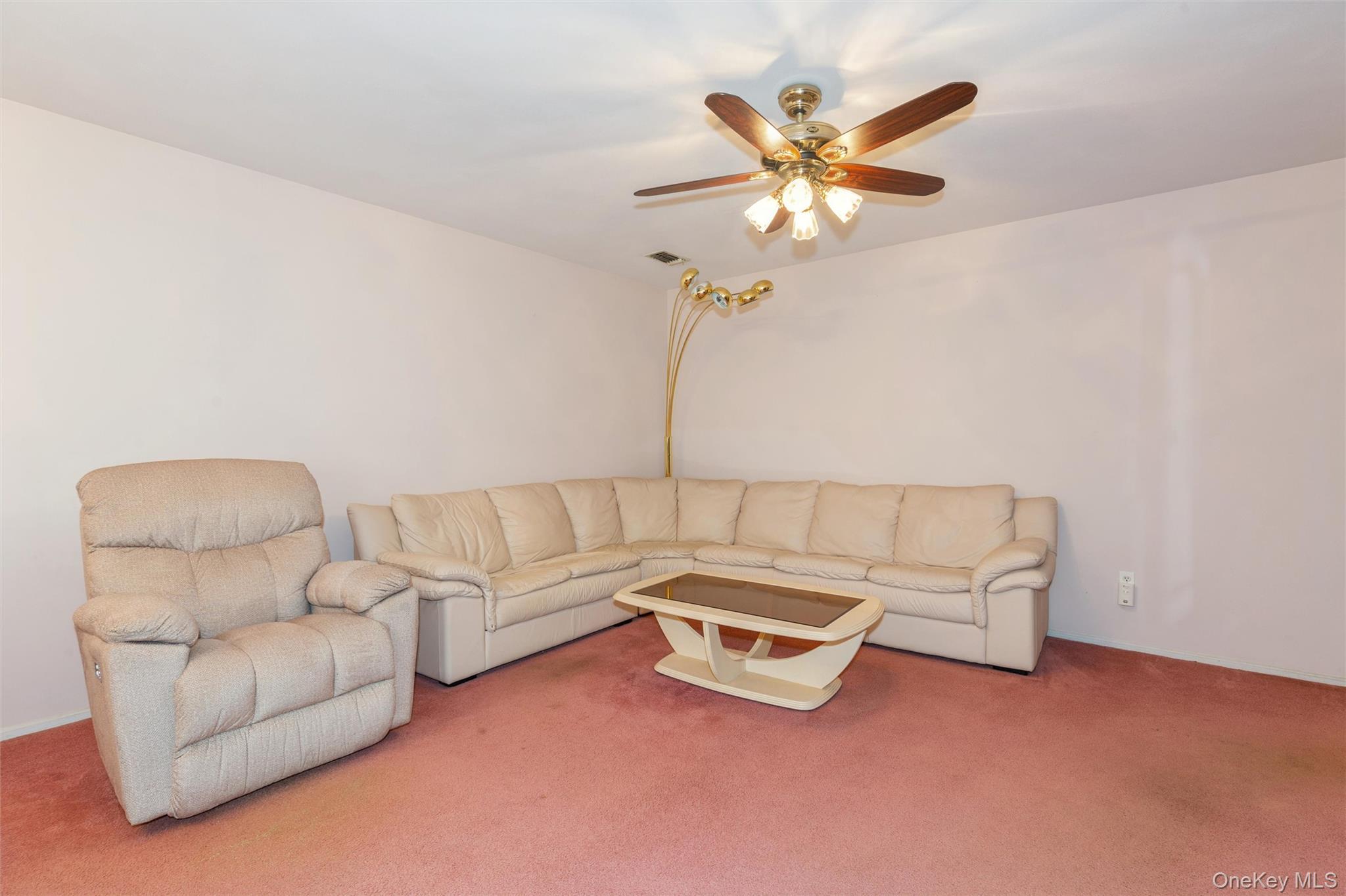 114 Theodore Drive Property Photo 8