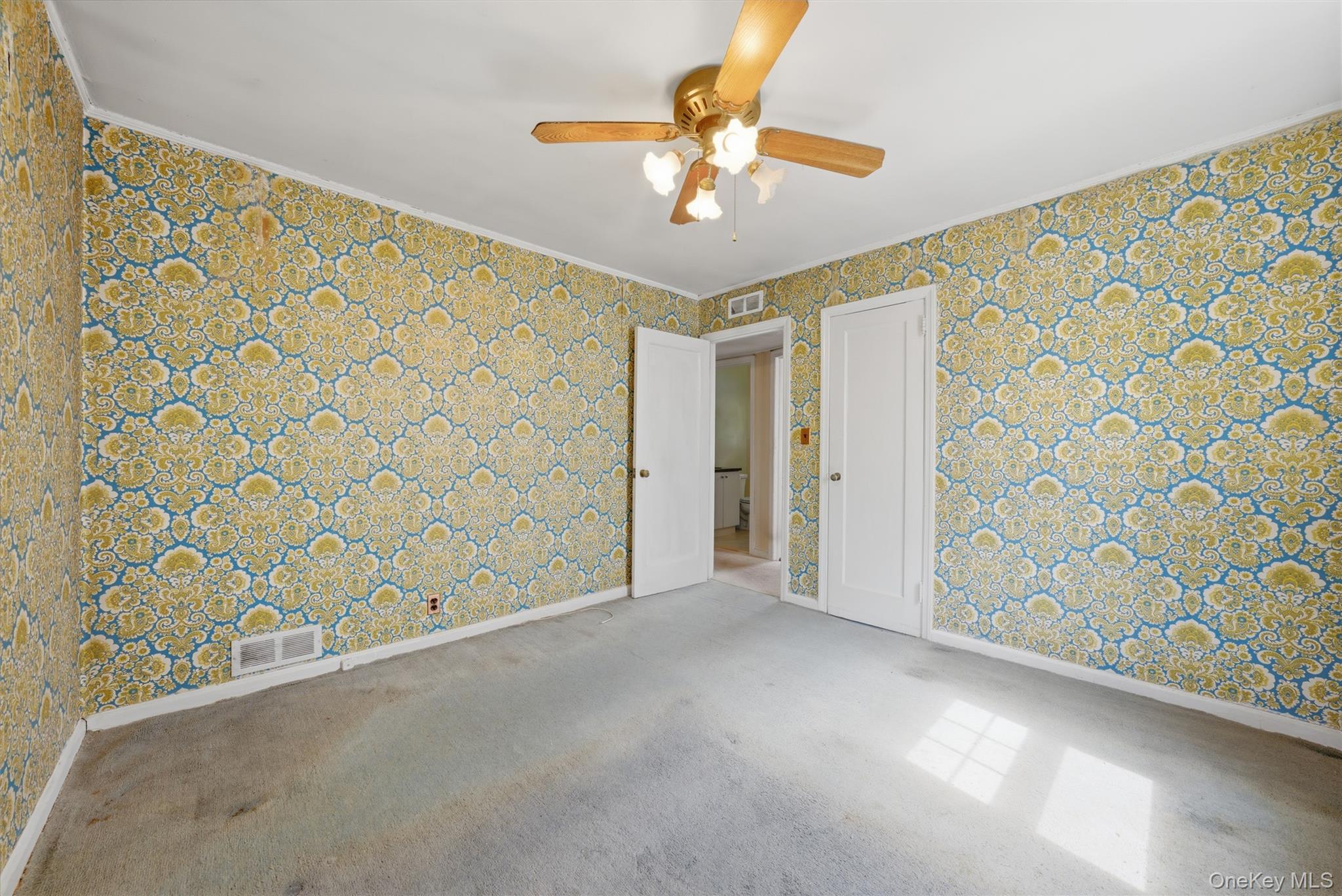 1734 Bernard Street Property Photo 11