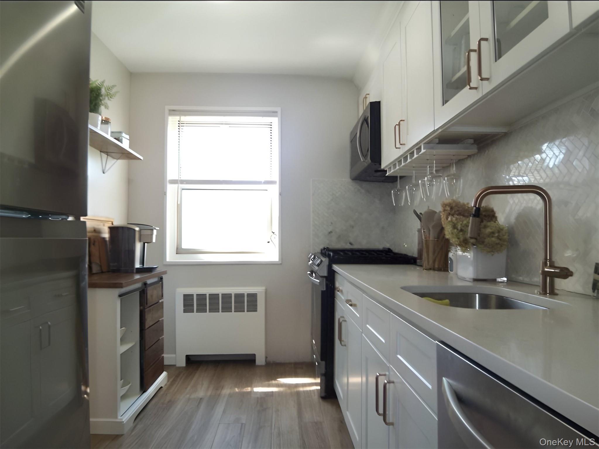 8 Cascade Terrace 1d Property Photo 2