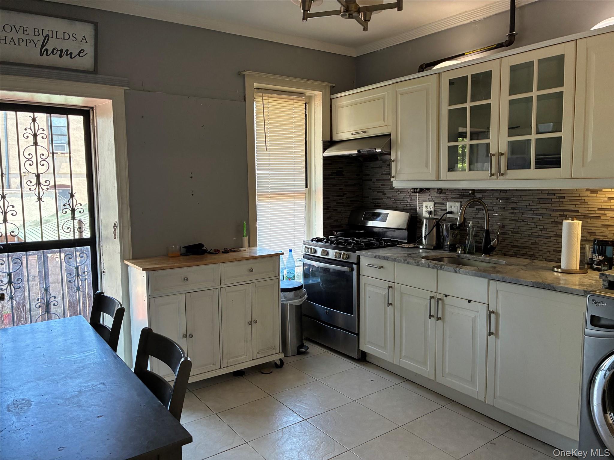 50-35 38th Street Property Photo 12