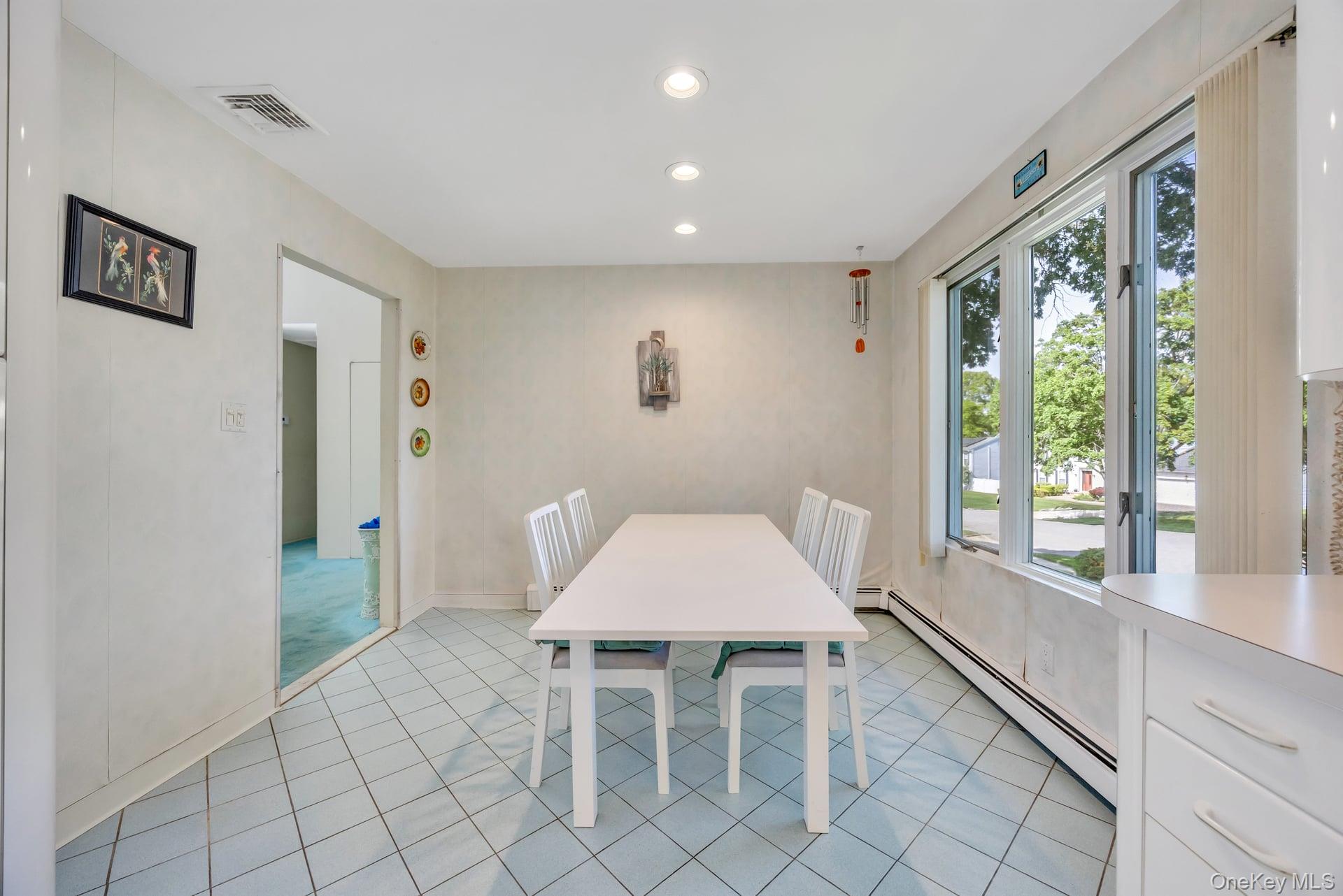 9 Quincy Lane Property Photo 14