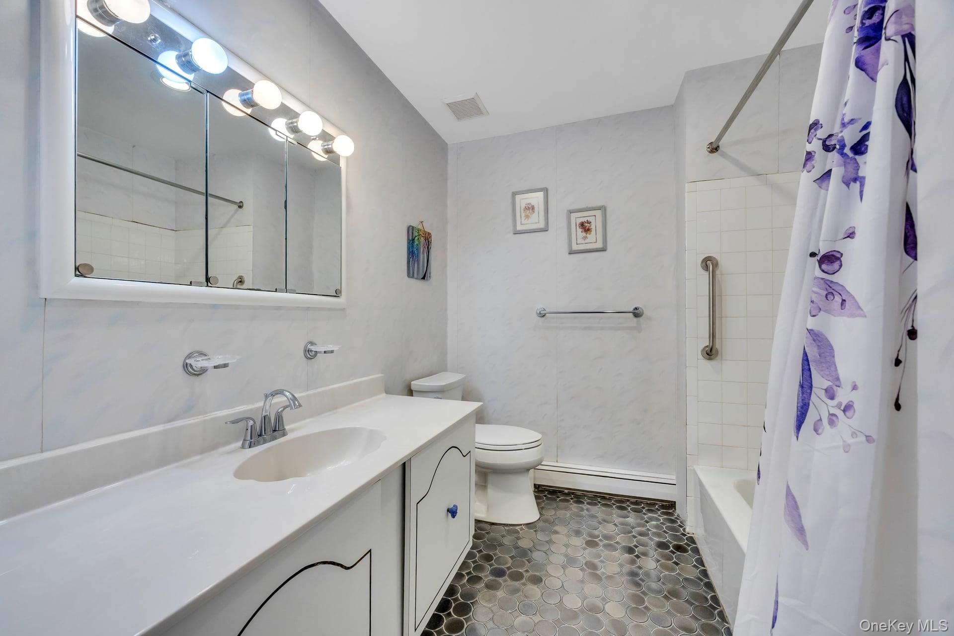 9 Quincy Lane Property Photo 20