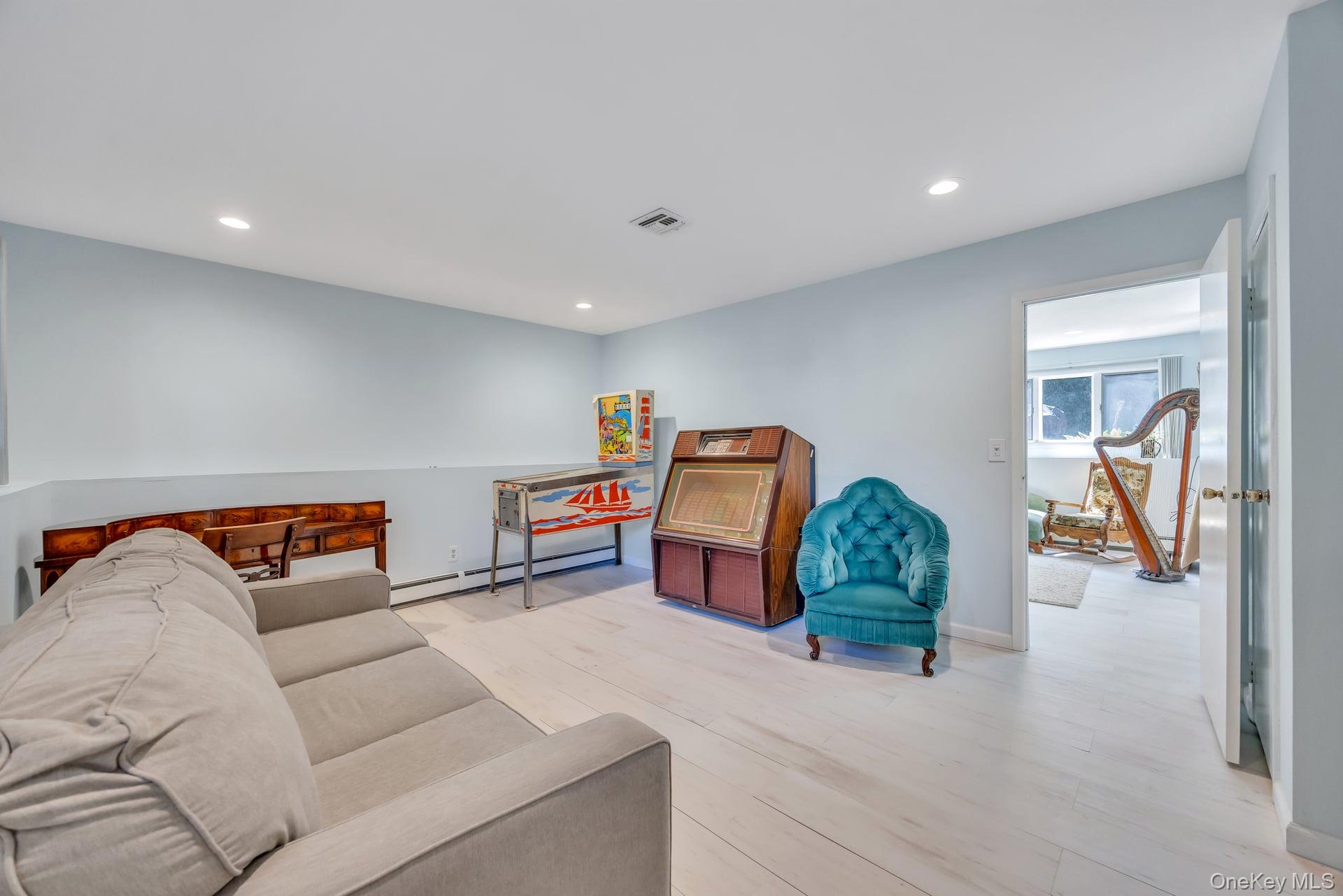 9 Quincy Lane Property Photo 35