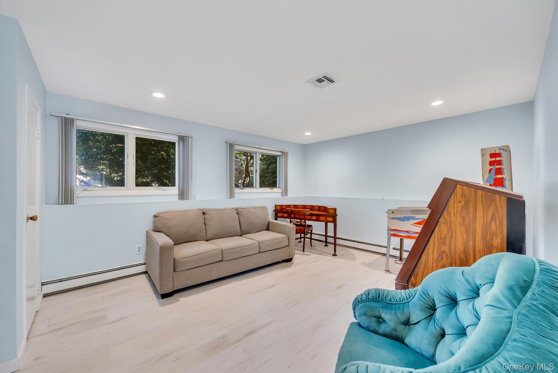 9 Quincy Lane Property Photo 36