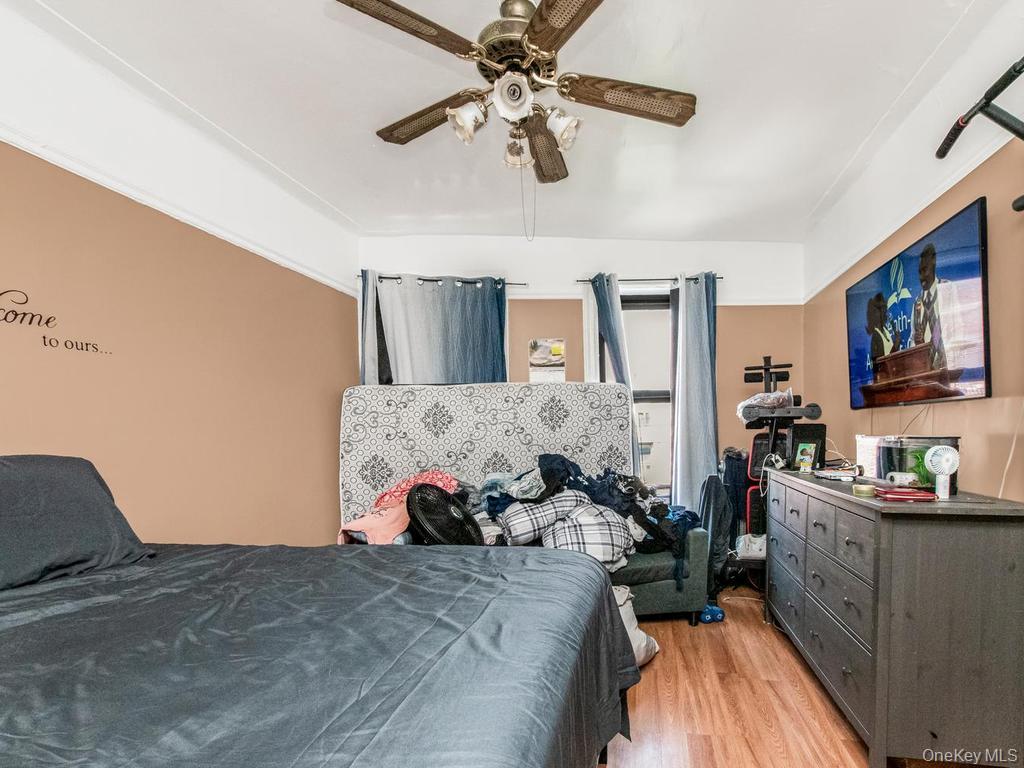 1534 Beach Avenue Property Photo 8