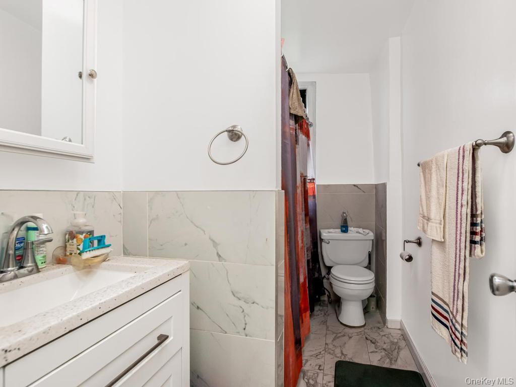 1534 Beach Avenue Property Photo 12