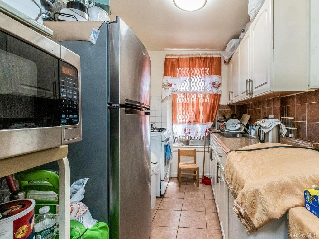 1534 Beach Avenue Property Photo 25