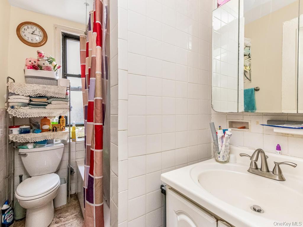 1534 Beach Avenue Property Photo 29
