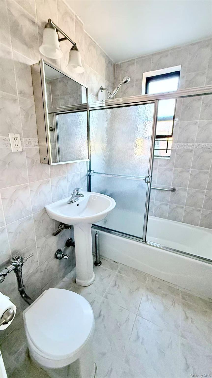 83-60 Vietor Avenue 6p Property Photo 8