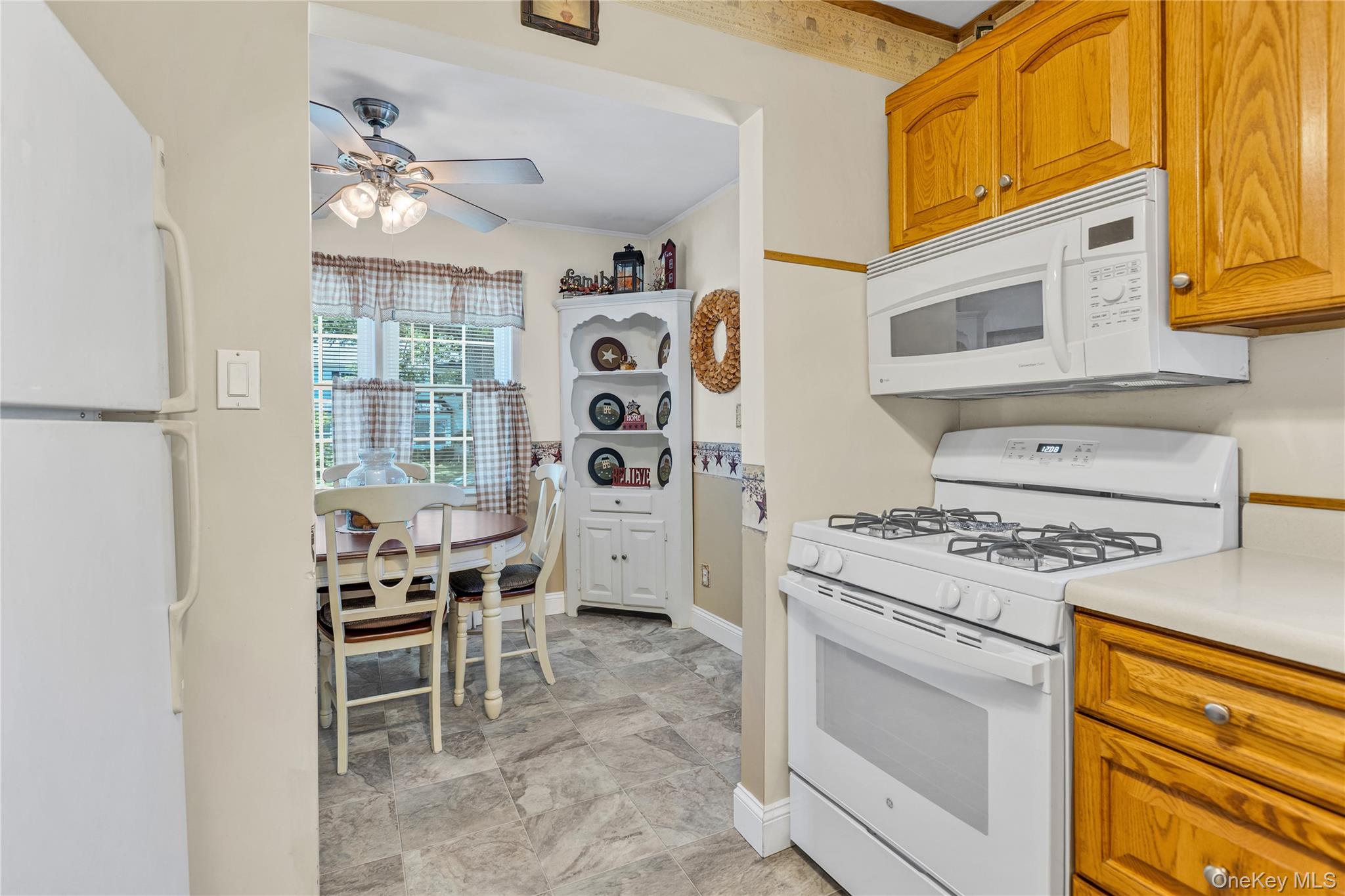 107 1st Avenue Property Photo 4