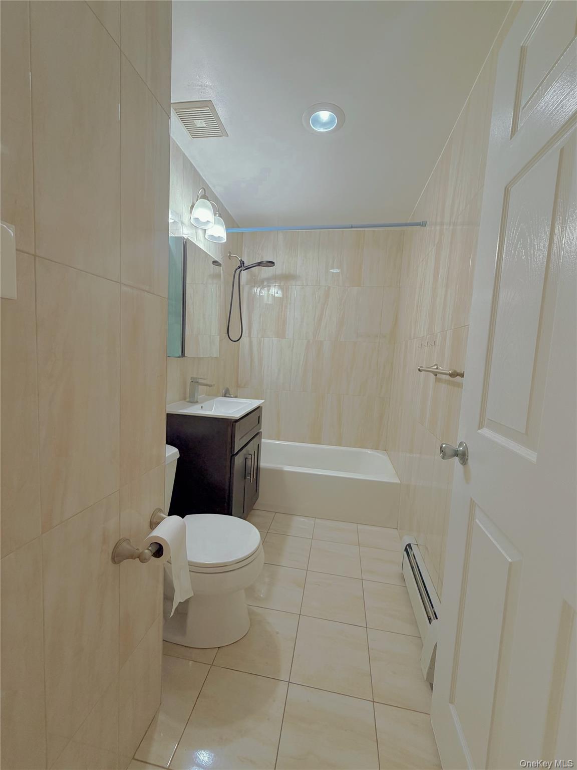 136-16 35th Avenue 2b Property Photo 6