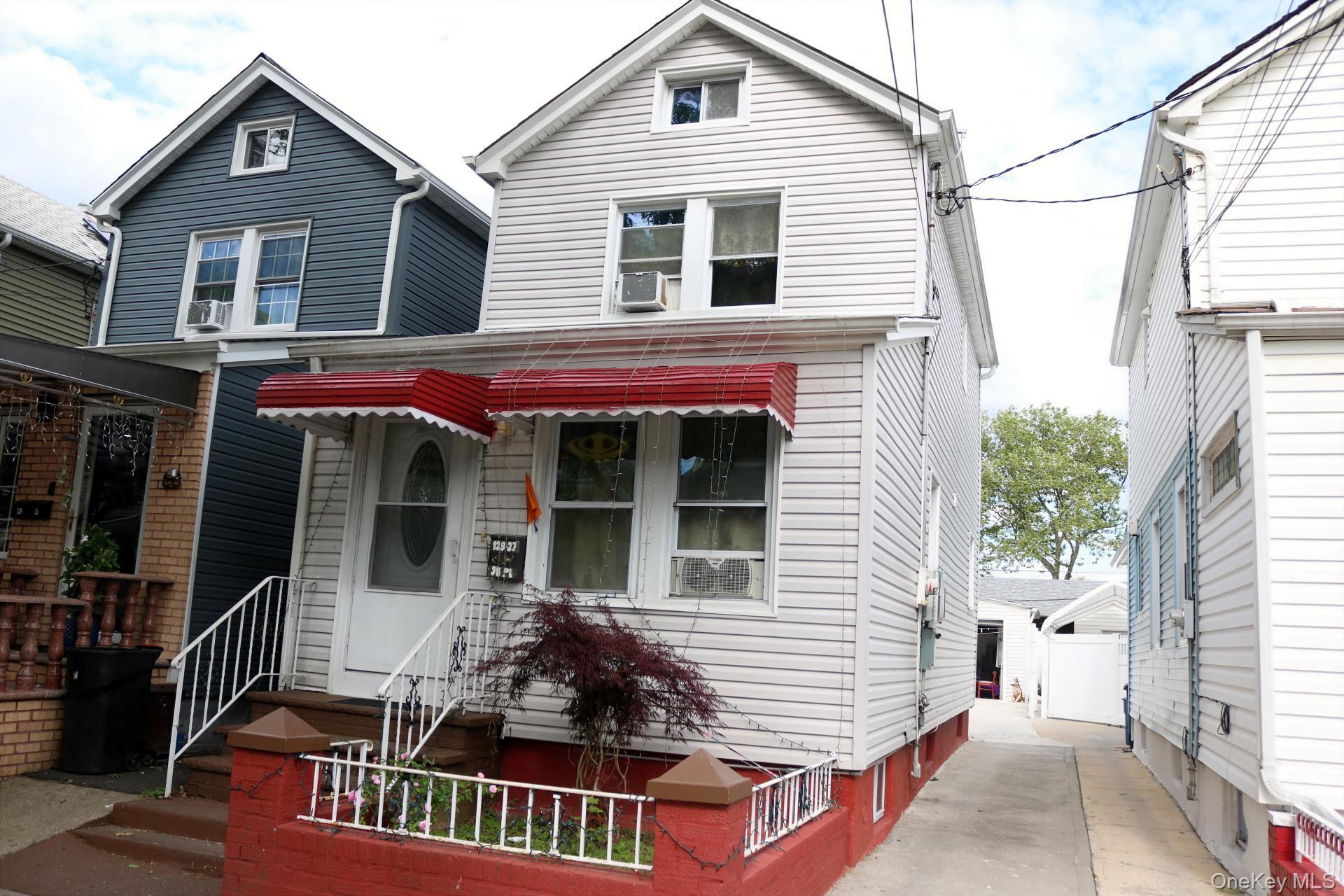 12927 135th Place Property Photo 1