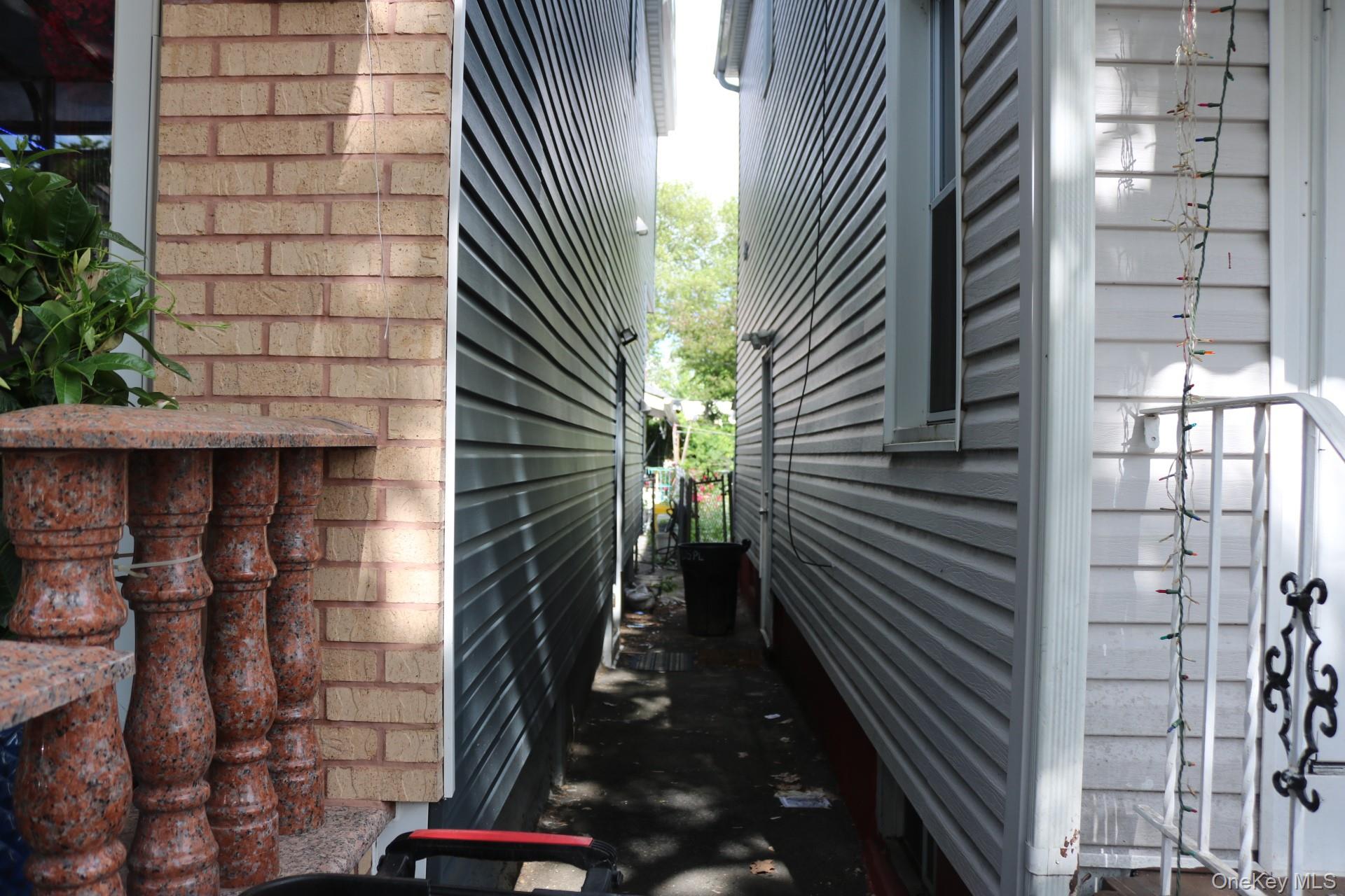 12927 135th Place Property Photo 14