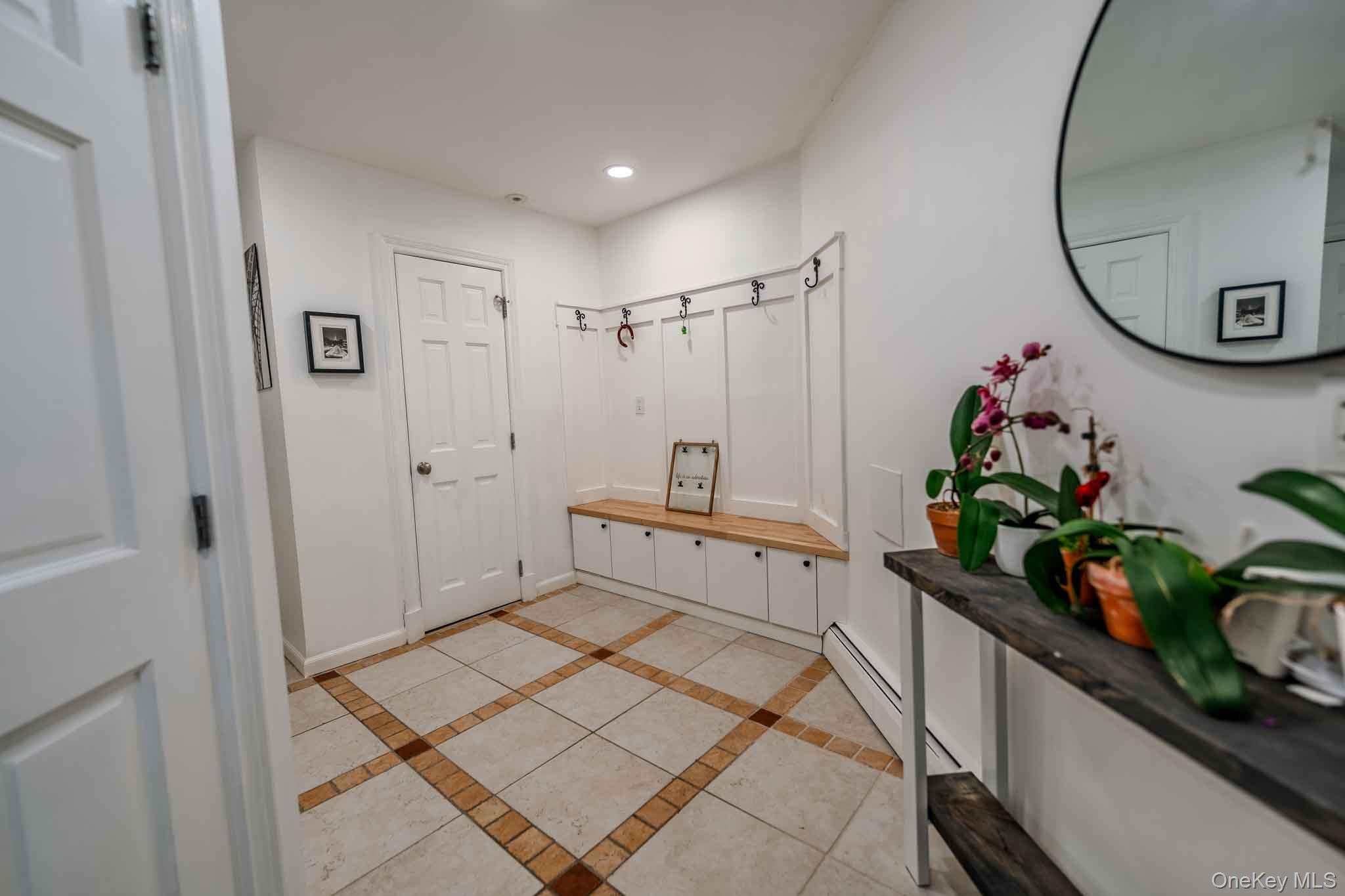 20 Astro Place Property Photo 11