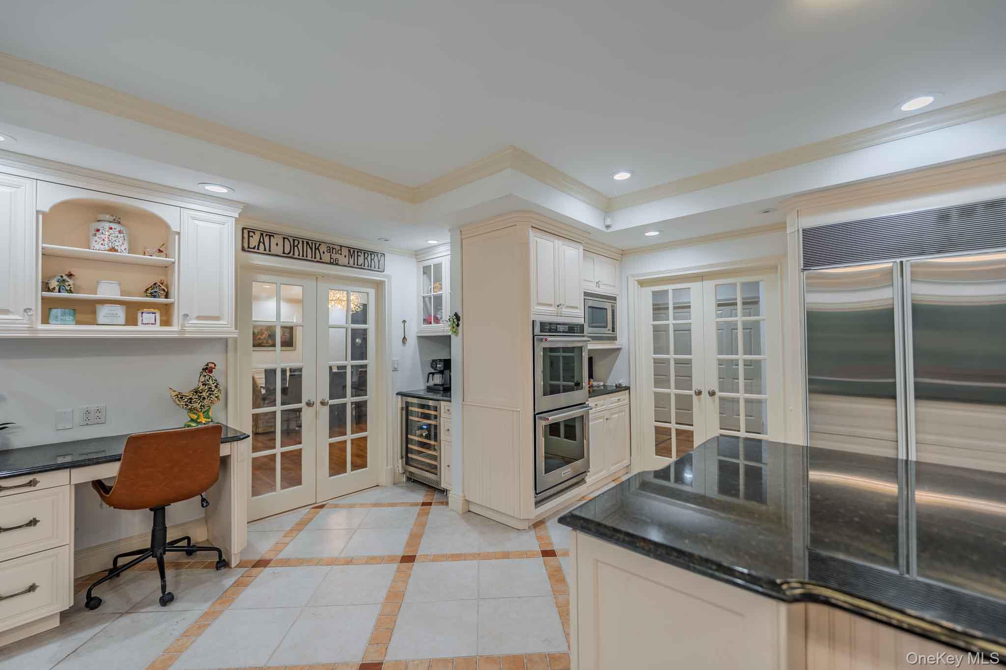 20 Astro Place Property Photo 14